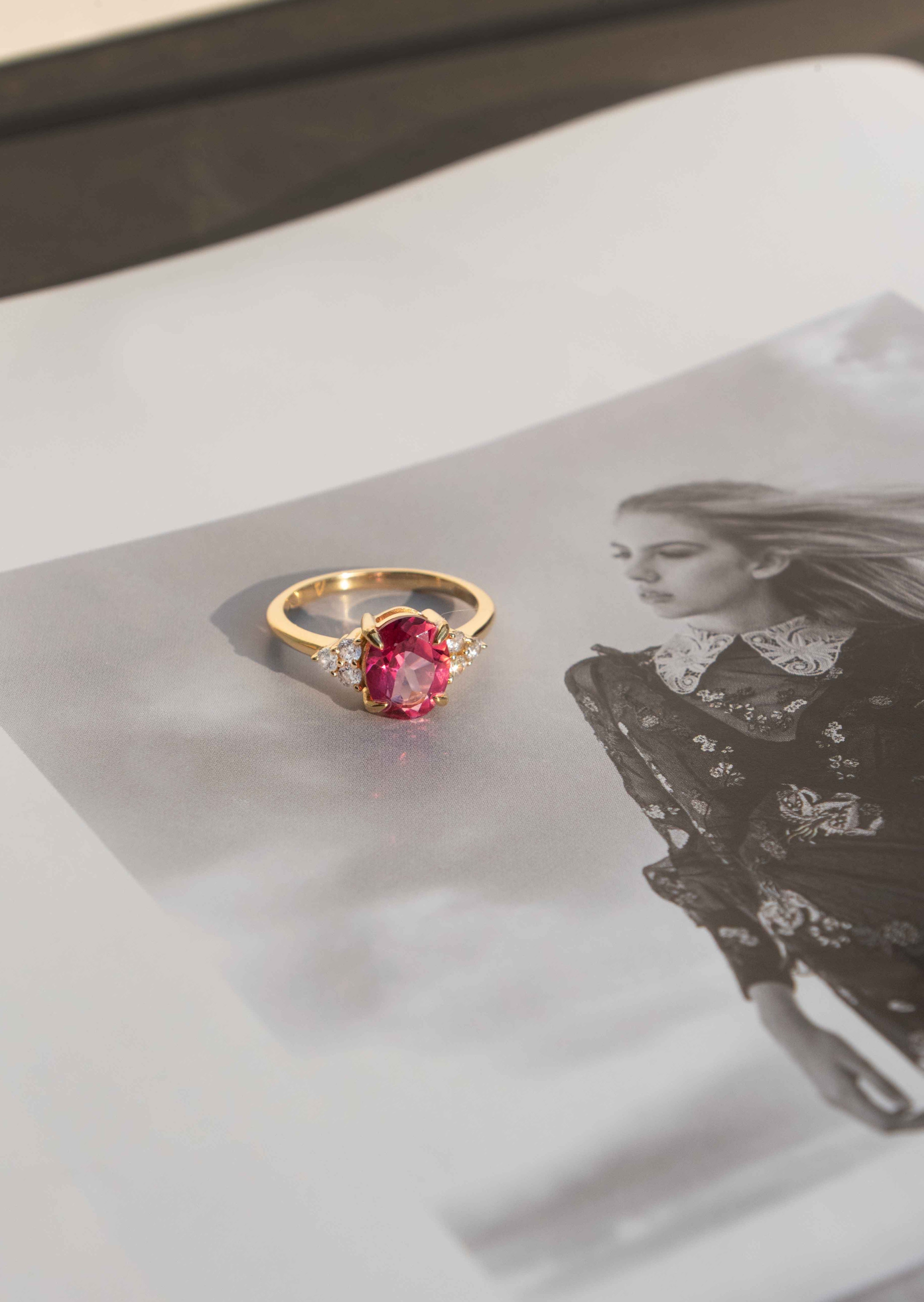 Hot Pink Topaz Gold Ring Veatge