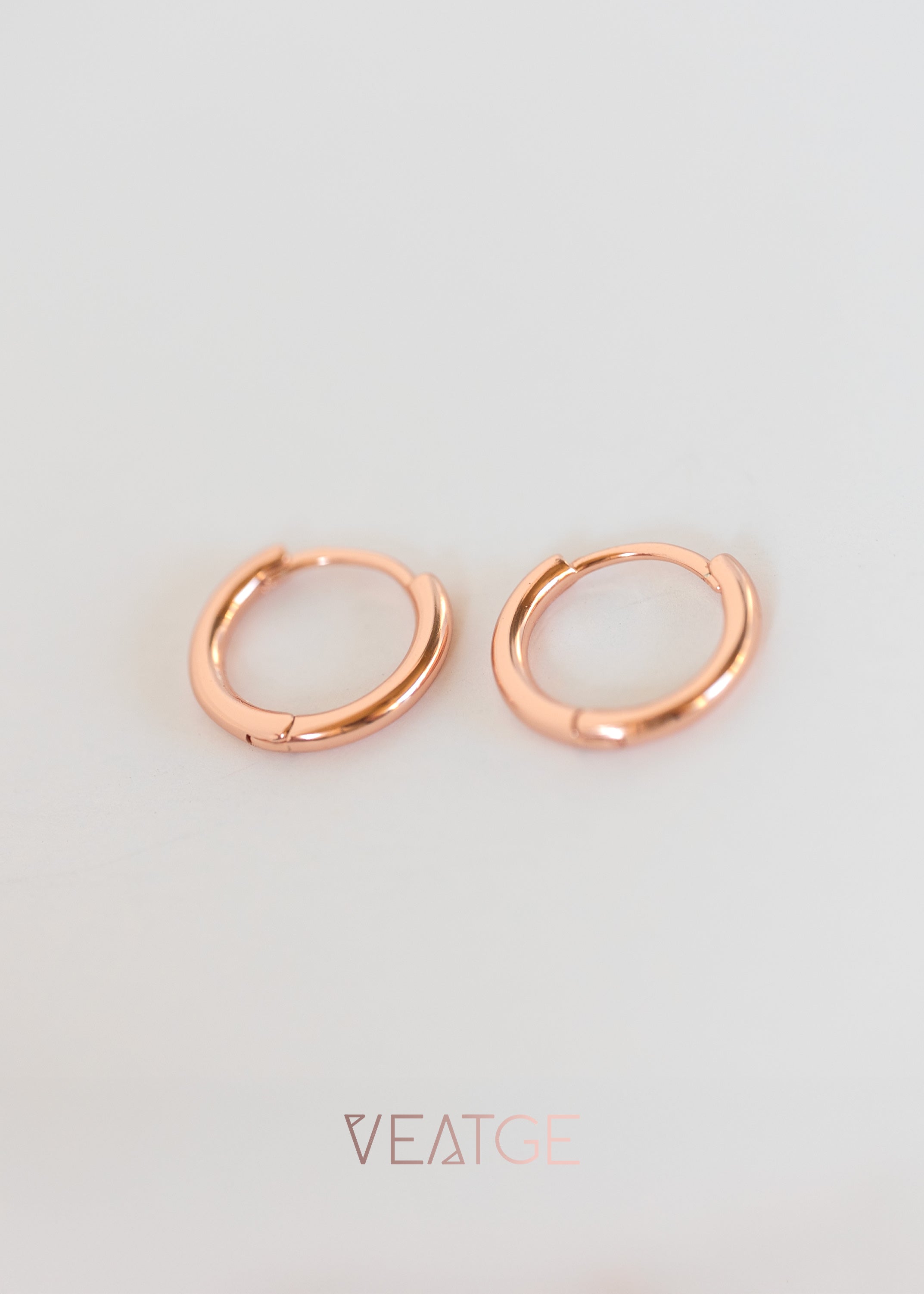 Rose Gold Huggie Hoop Earrings Simple, Minimalist Everyday Clicker Hoops, Small Dainty Sleeper Earrings, Gift for Girls, Daughter Birthday Gifts