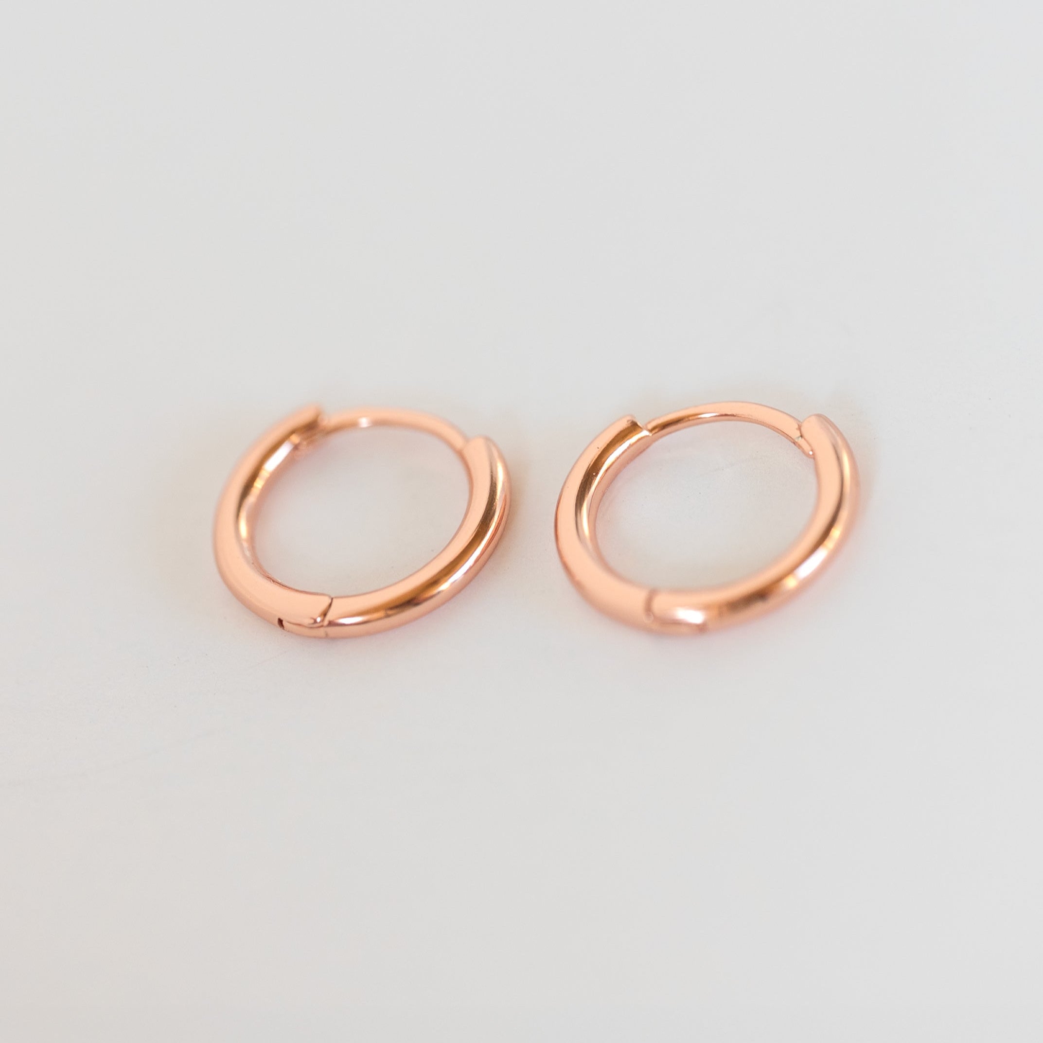 Rose Gold Huggie Hoop Earrings Simple, Minimalist Everyday Clicker Hoops, Small Dainty Sleeper Earrings, Gift for Girls, Daughter Birthday Gifts