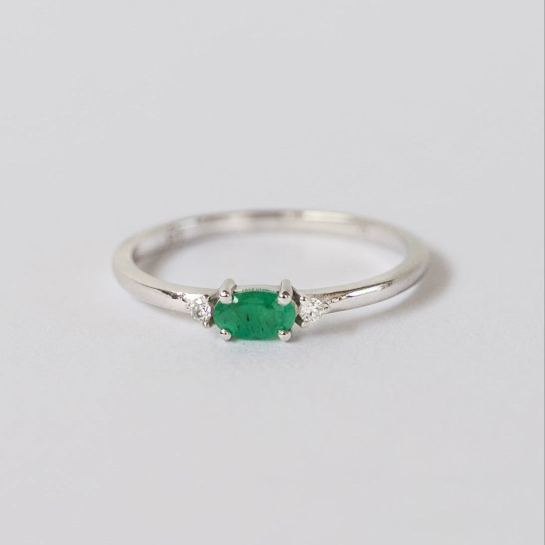 Natural Emerald Dainty Sterling Silver 925 Ring, Dainty silver Ring Birthstone, Genuine Green Emerald Stackable Ring, Stacking Ring Silver, May Birthstone Rings