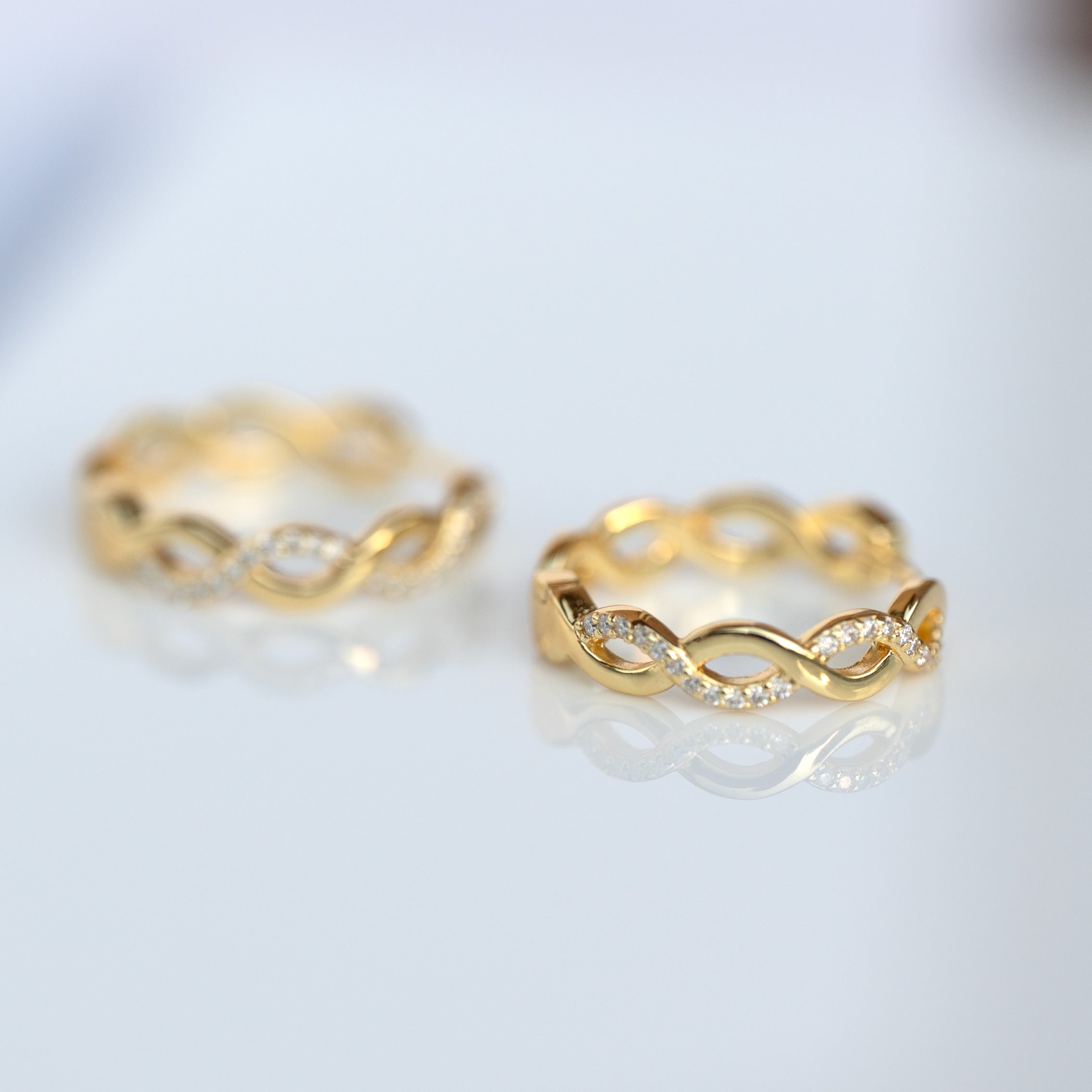 Twist Hoop Earrings - Moissanite