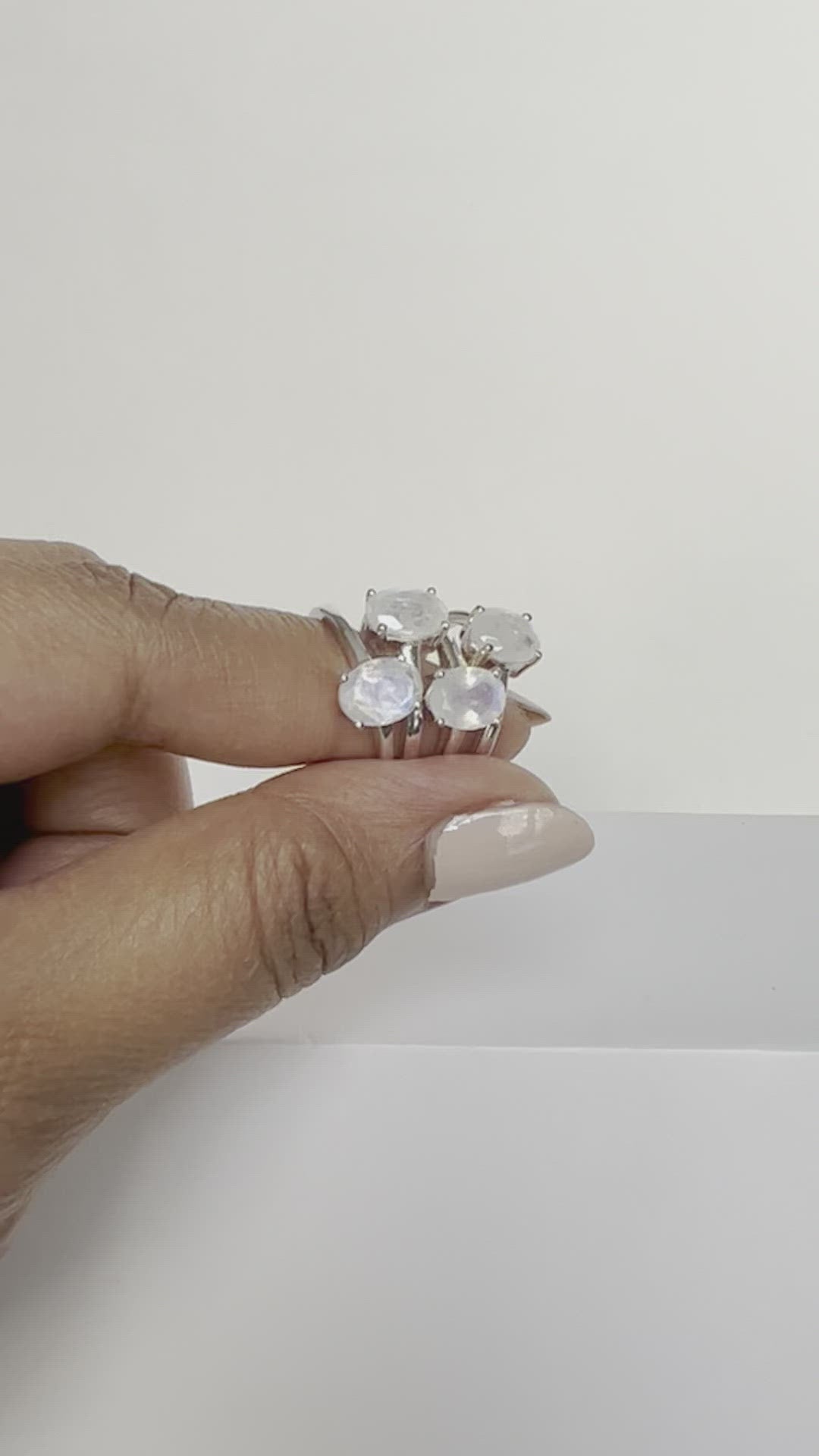 veatge moonstone ring