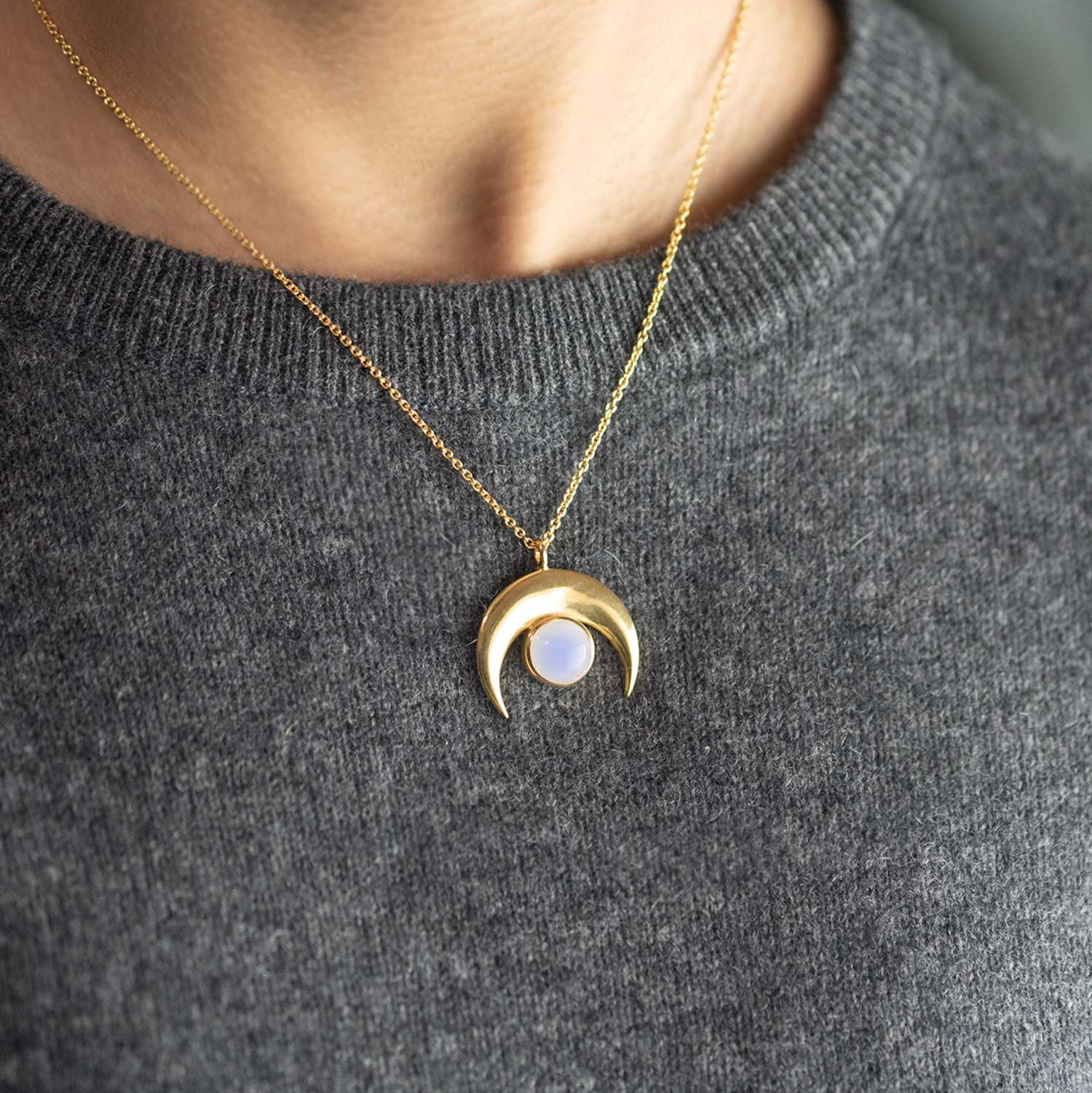 Crescent Necklace in Moonstone