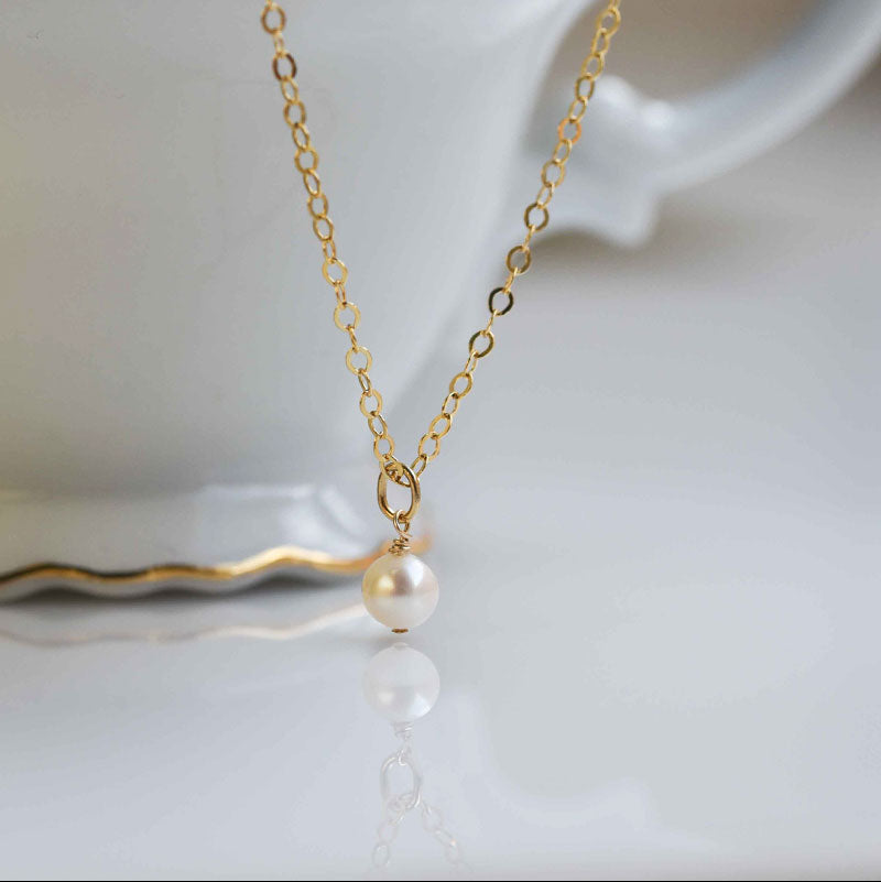 Dainty Pearl Necklace Gold Filled Chain 14k