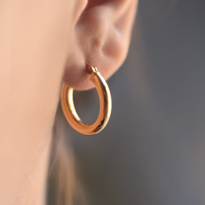 18k gold hoop earrings, gold medium hoops