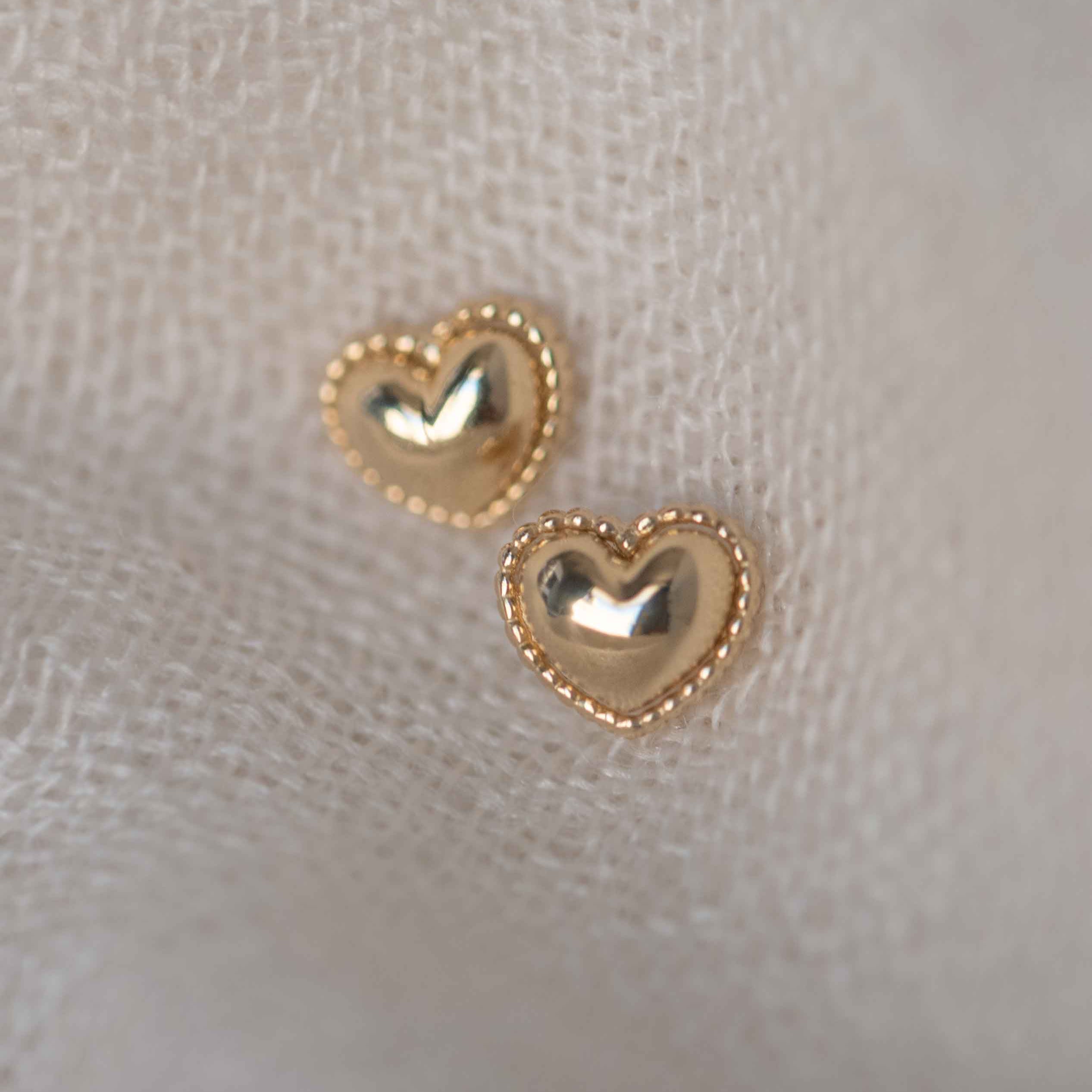 14k solid gold cartilage stud earrings