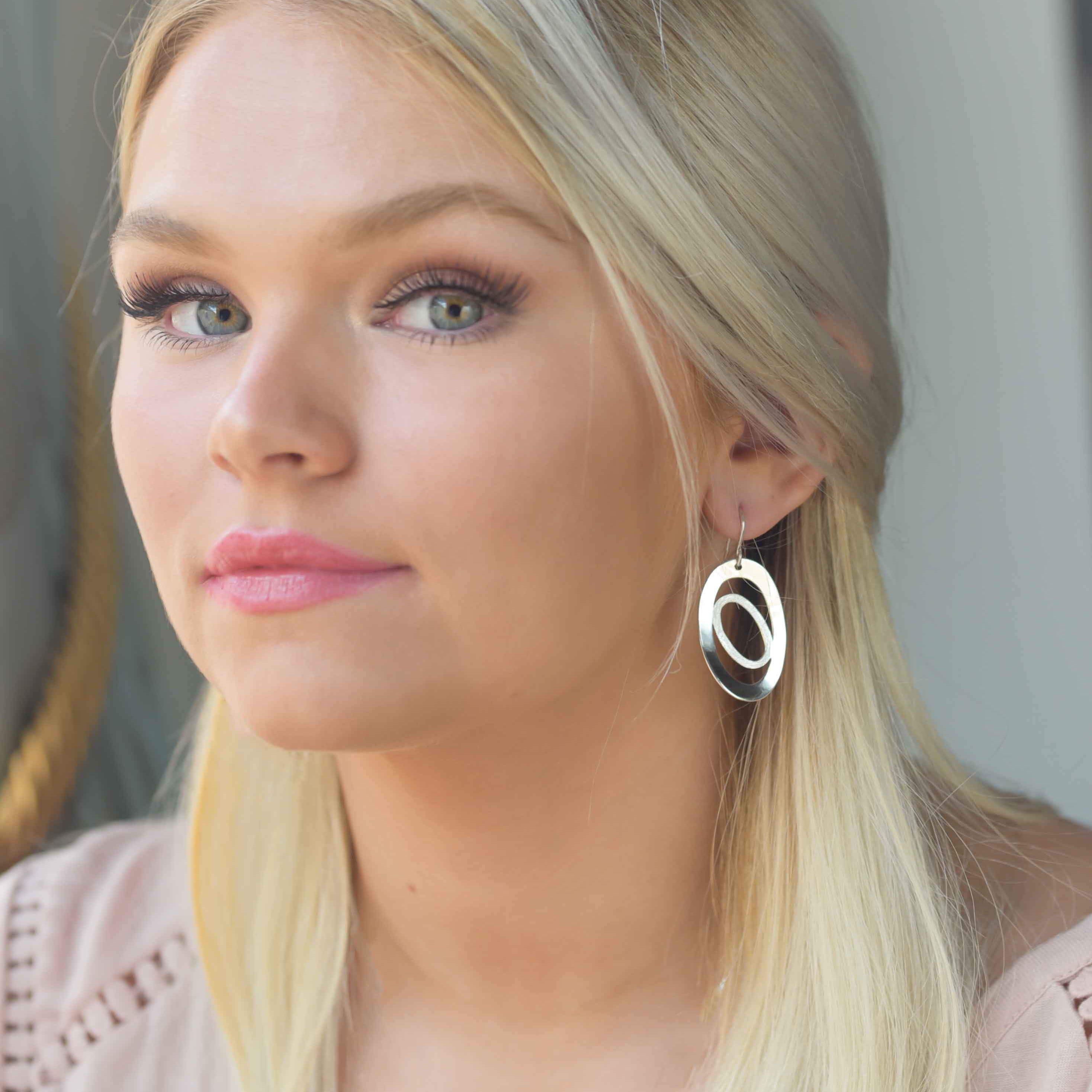silver dangle earrings, oval statement earrings, 925 silver earrings, veatge earrings