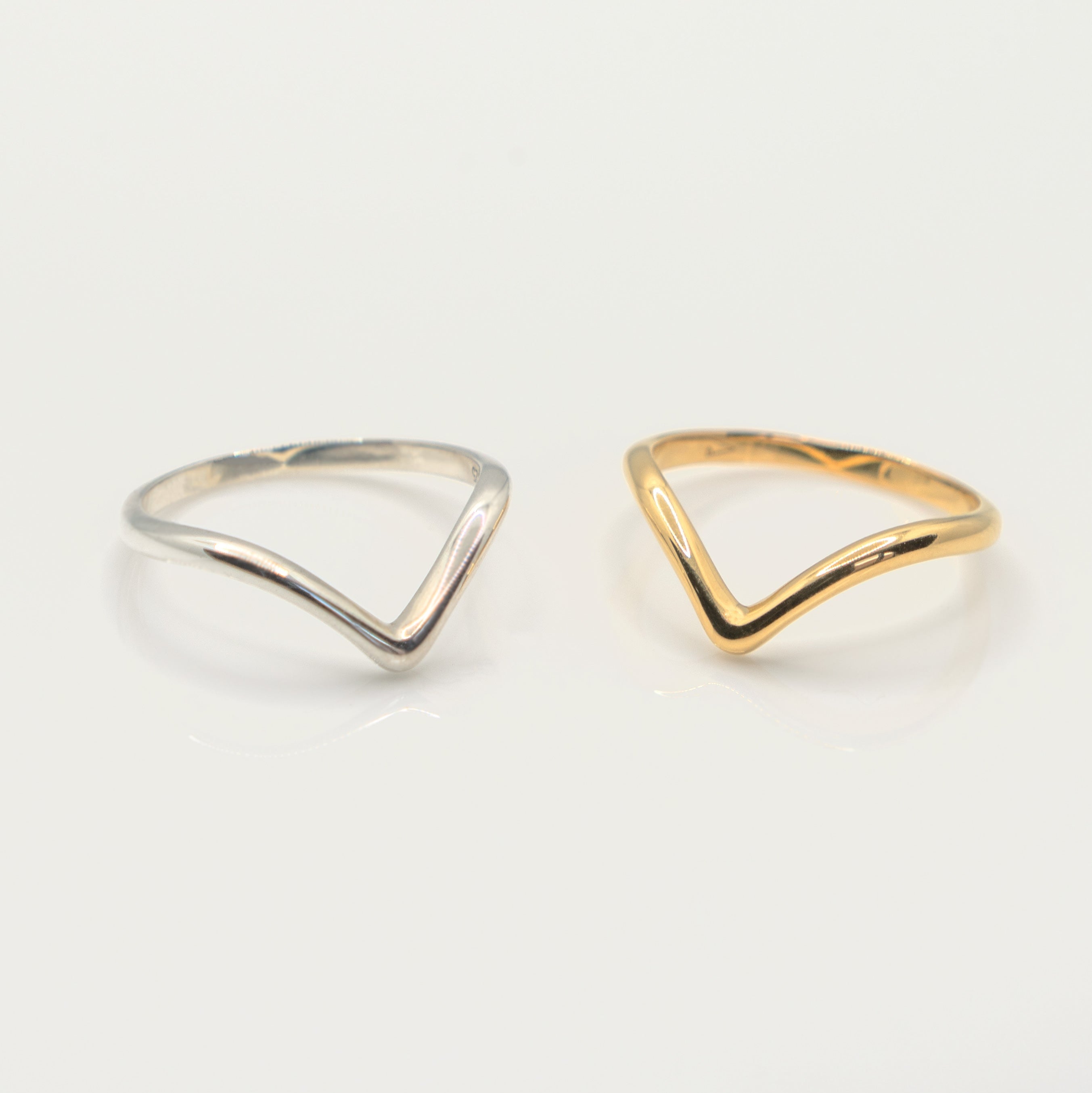 Plain Peak Ring Chevron V Pointy Curved Stackable Wishbone Ring Stacking in Silver Gold Rose Gold