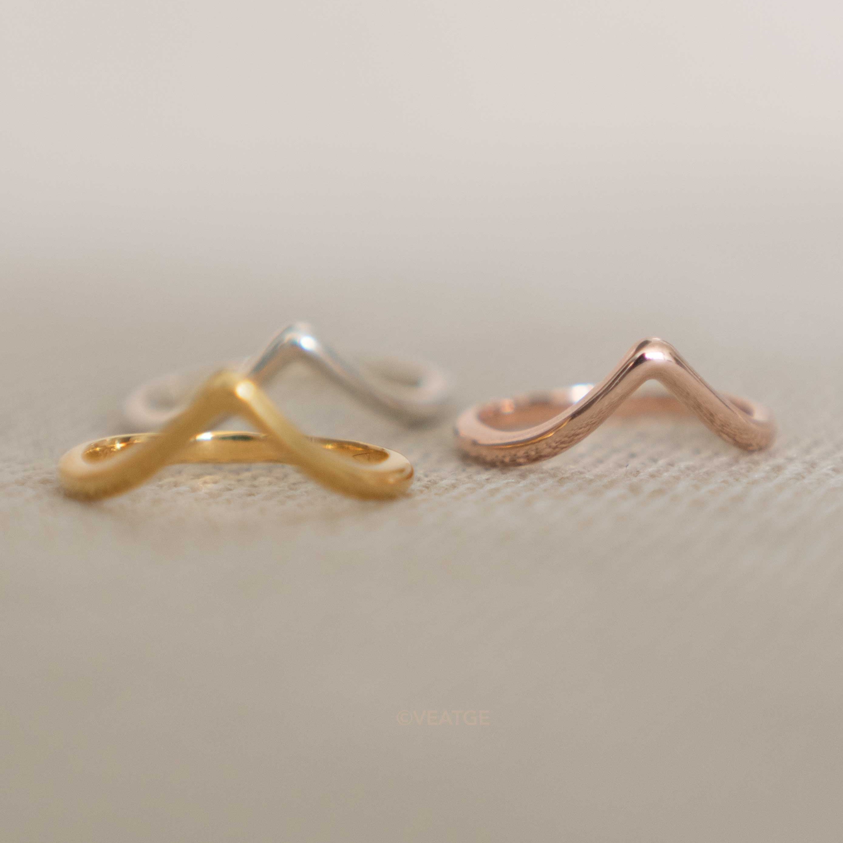 Plain Peak Ring Chevron V Pointy Curved Stackable Wishbone Ring Stacking in Silver Gold Rose Gold