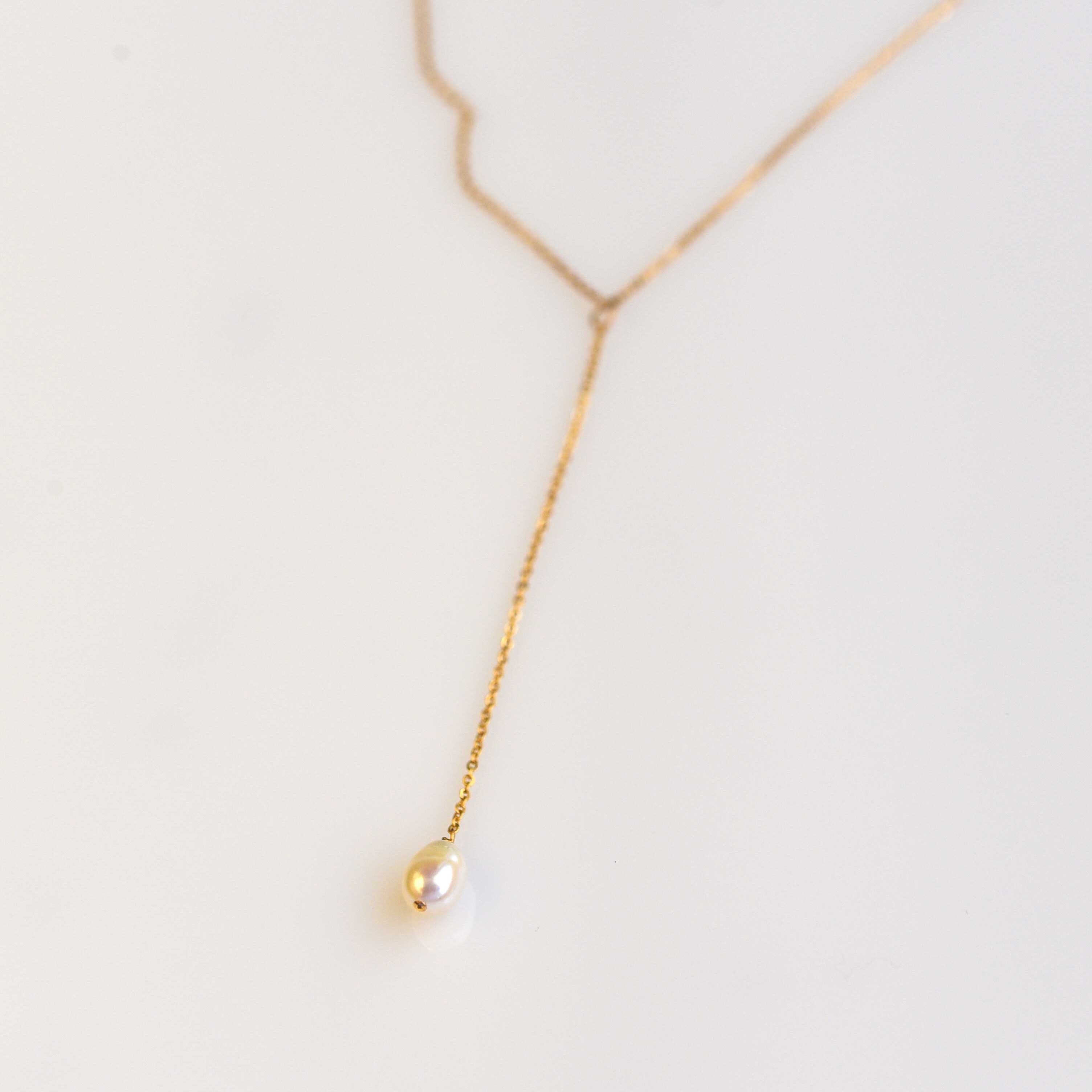 Pearl Lariat Necklace Simple Gold Y necklace Bridal Wedding