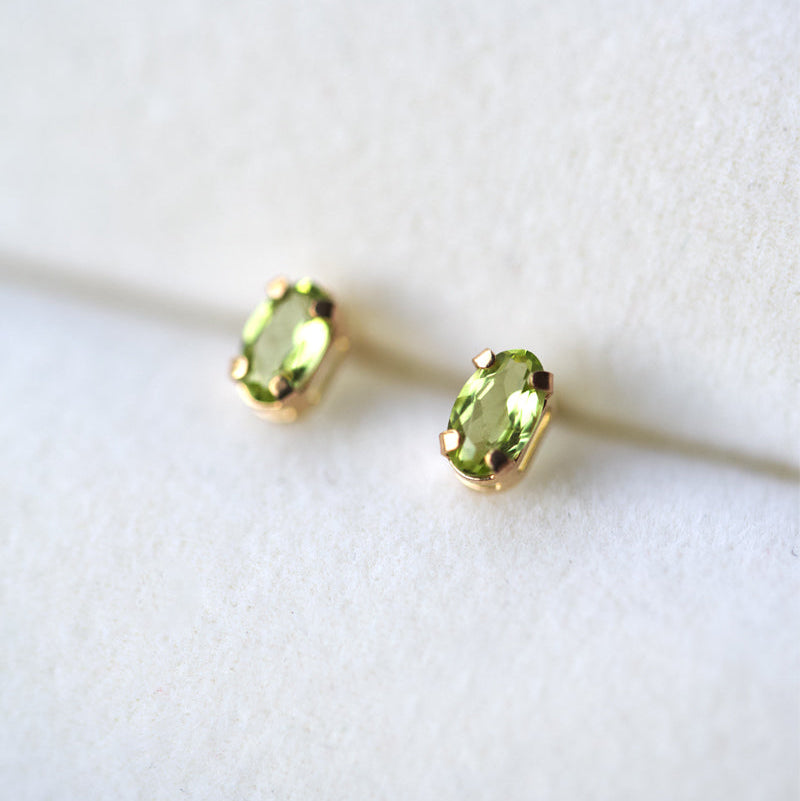 peridot stud earrings solid gold