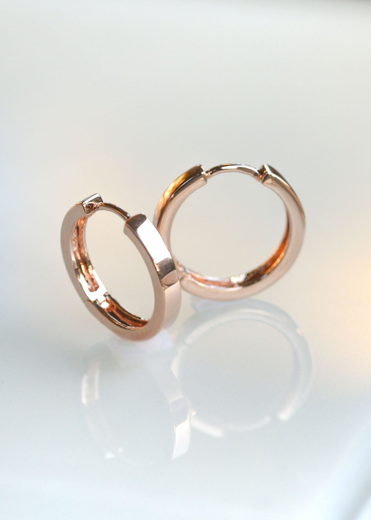 Medium Flat Hoops