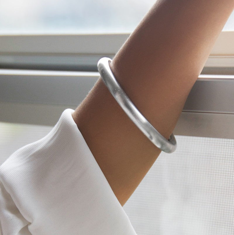 Diamond Dust Oval Bangle