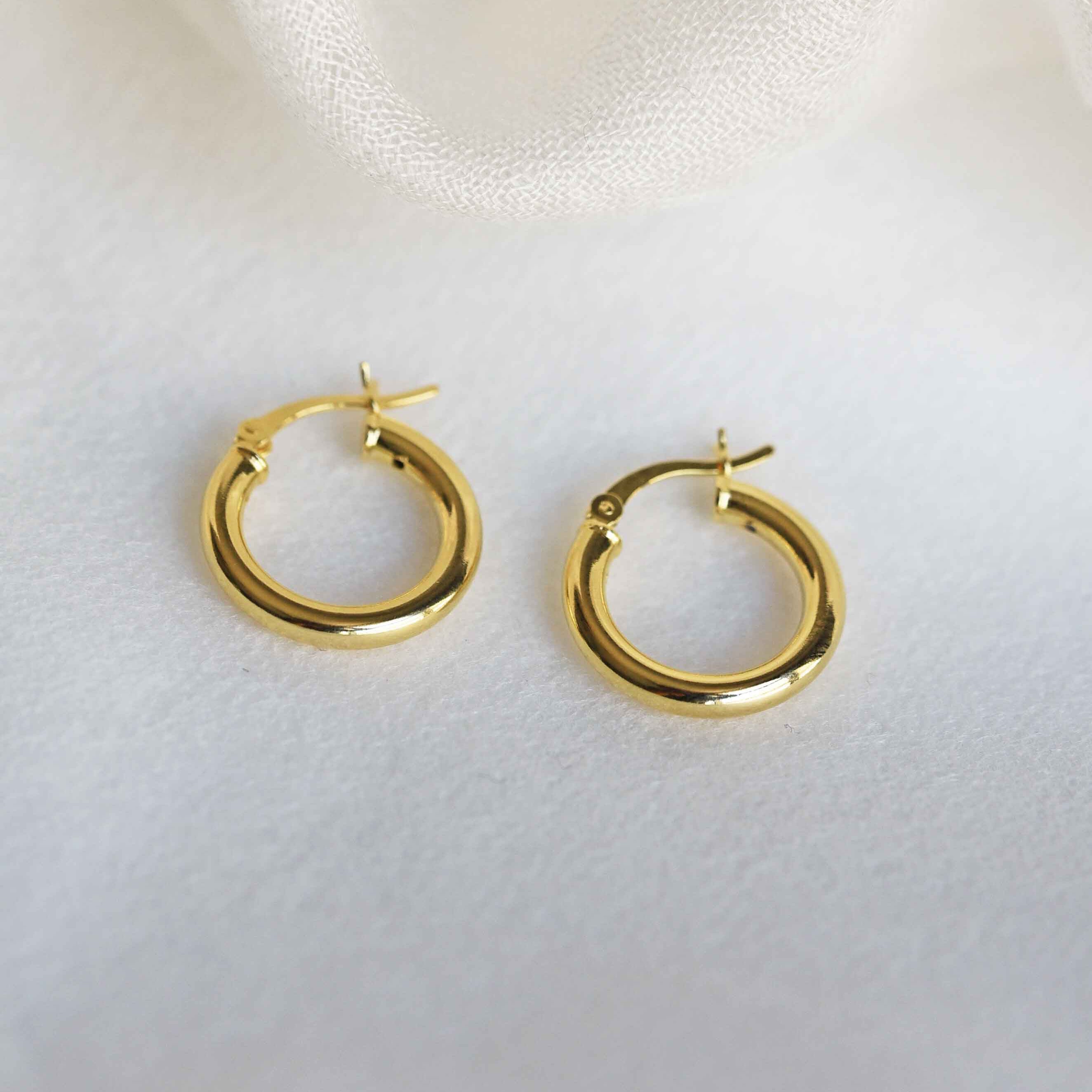 18k gold hoop earrings, gold medium hoops
