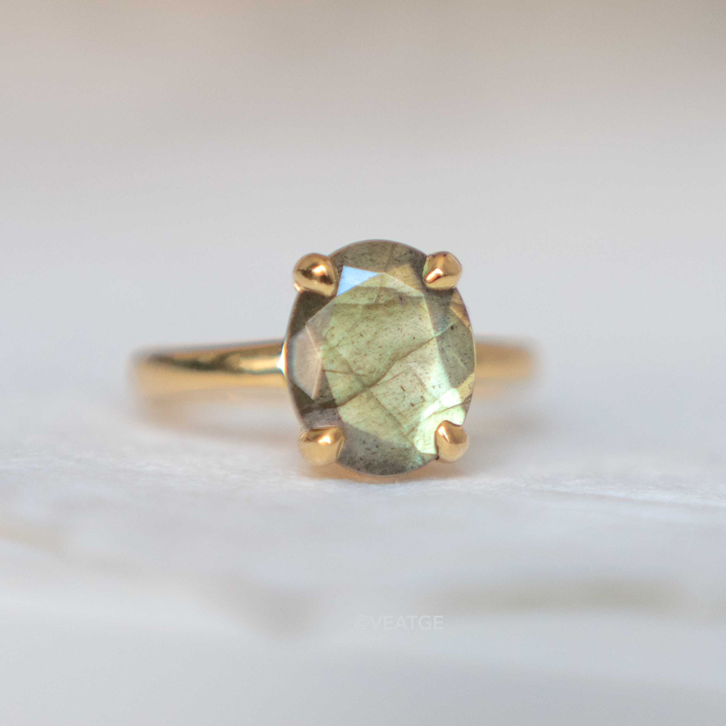 Labradorite Ring - Reign