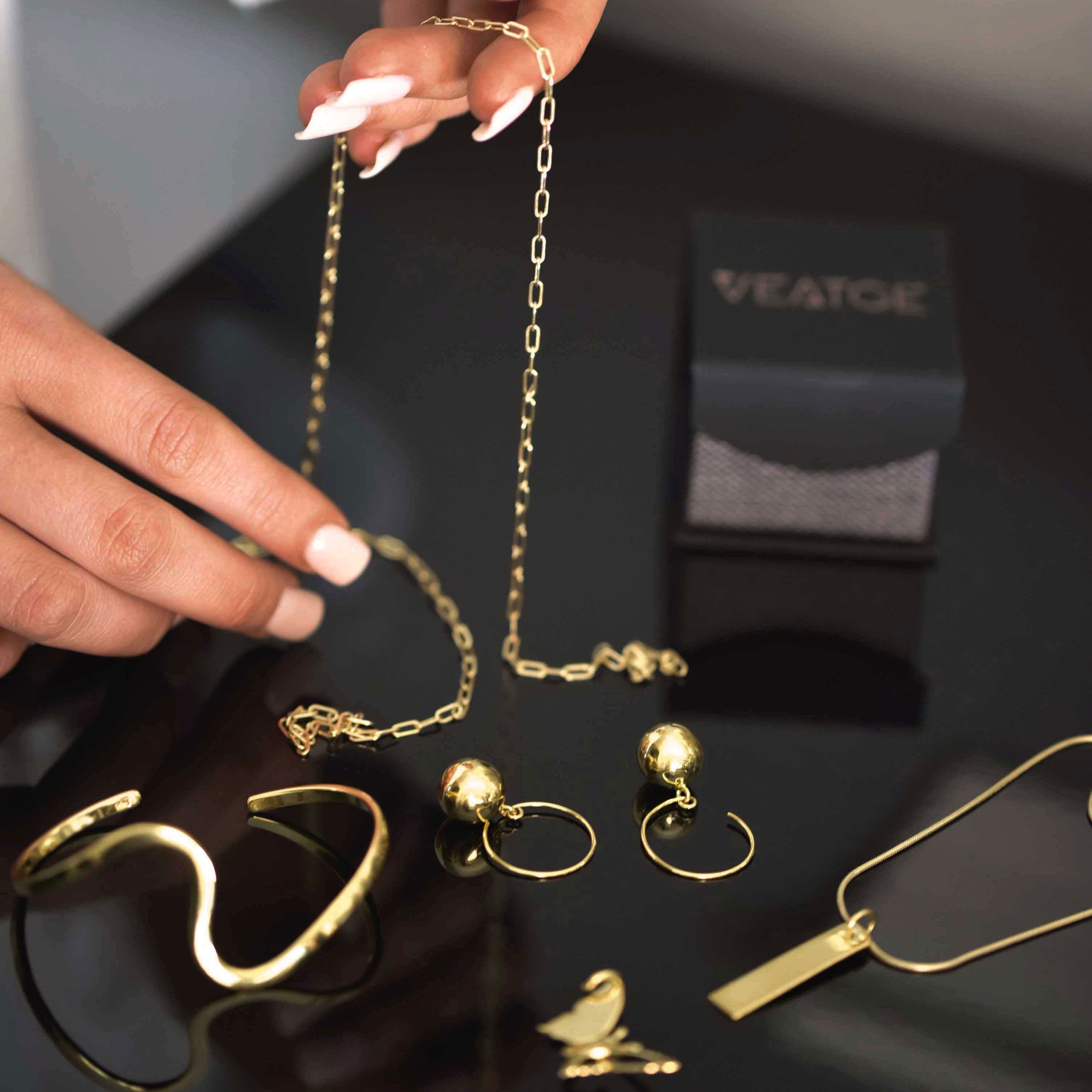Answering Can I wear my gold vermeil jewelry daily? Does gold vermeil jewelry tarnish? Is gold Vermeil jewelry waterproof? Can I shower in gold vermeil jewelry? 