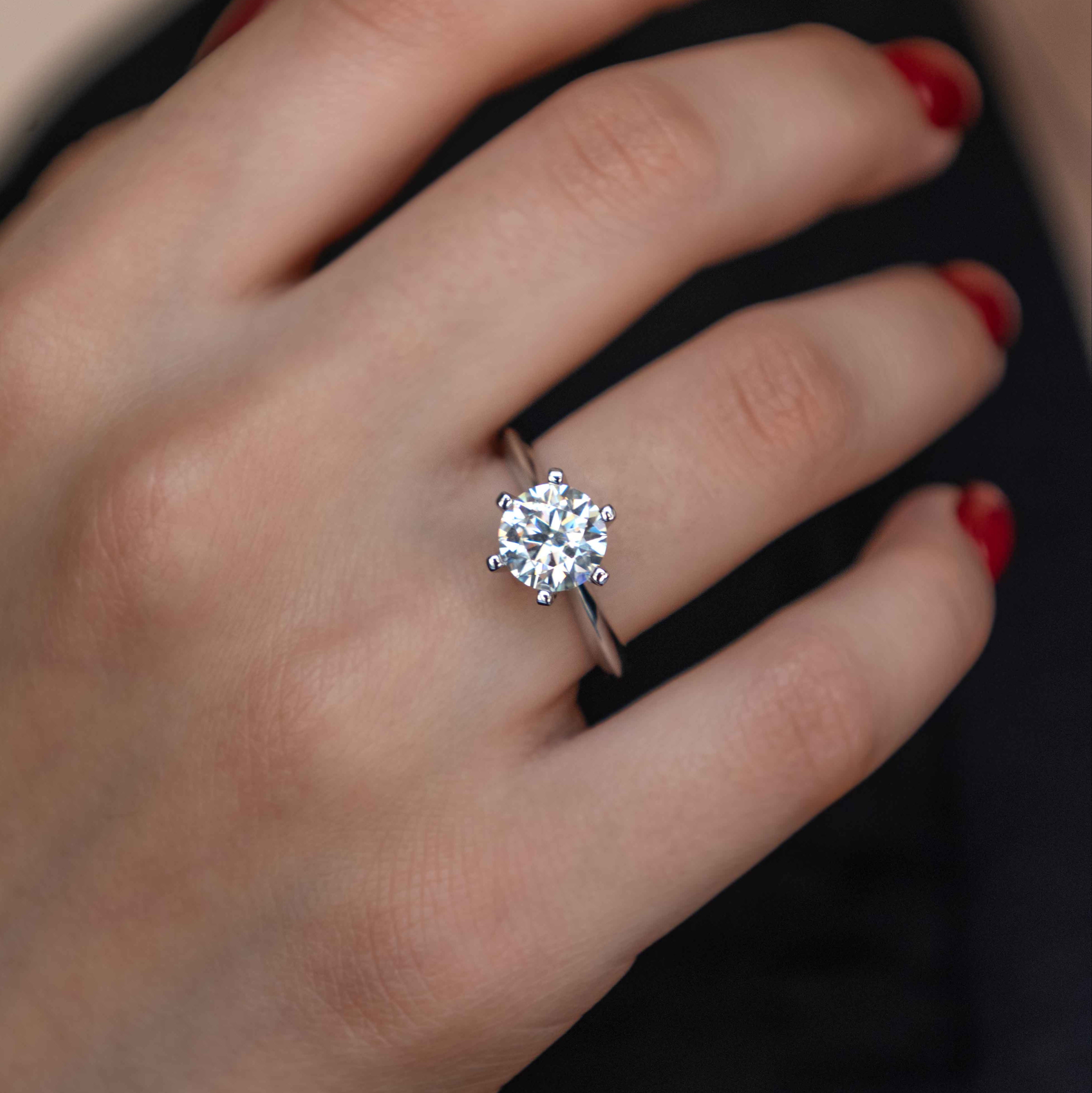 Classic Moissanite Ring Brilliant Cut