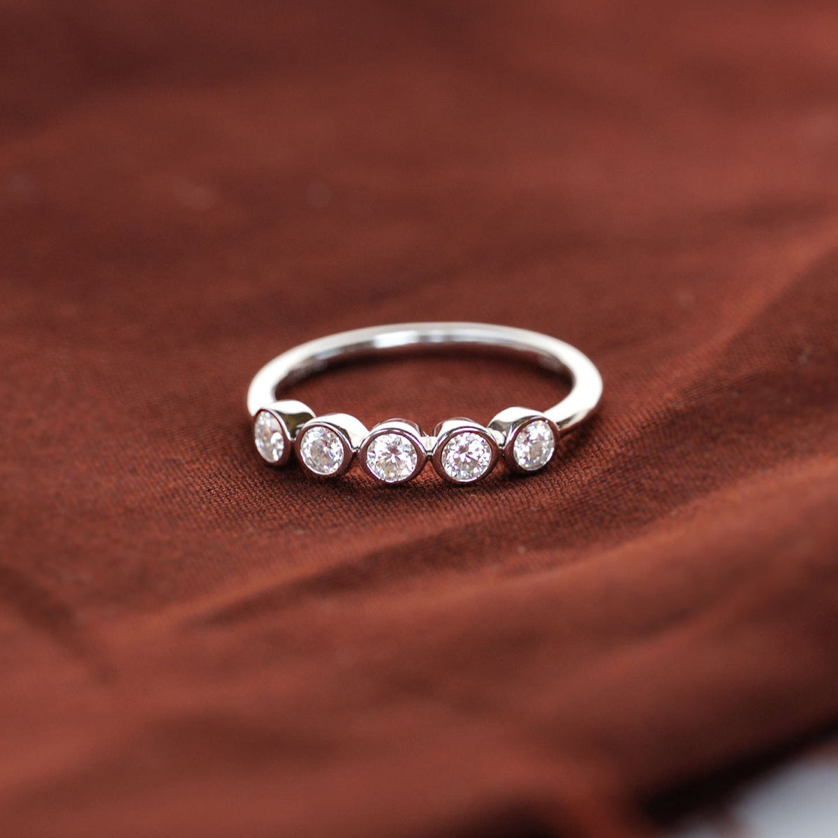 Moissanite Wedding Band Half Eternity, 5 stone Moissanite Diamond Ring Silver 925 Anti-tarnish, Simple Wedding Band for Women Birthday Gifts, 5th Anniversary Gift for Wife