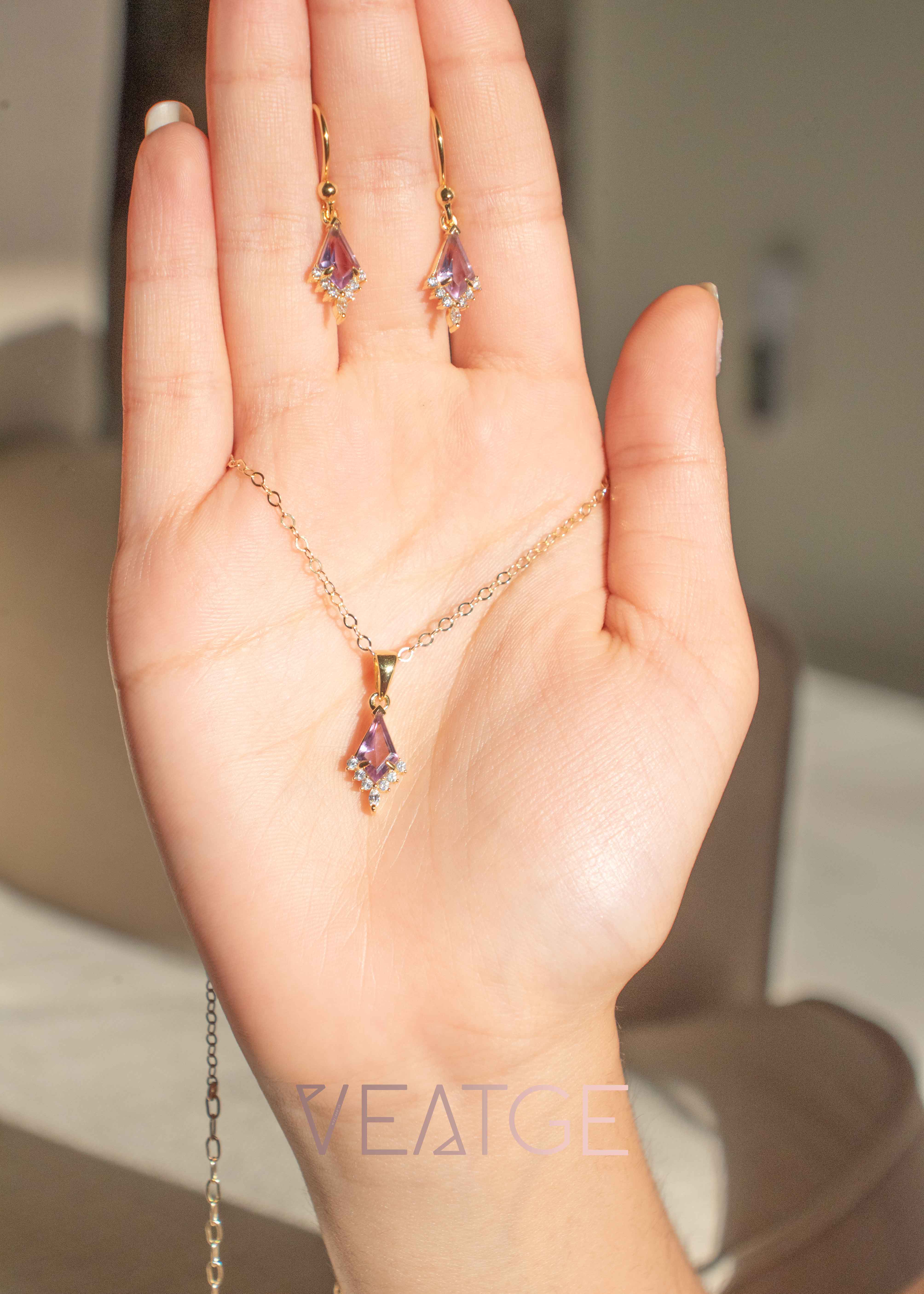 Kite Amethyst Necklace 