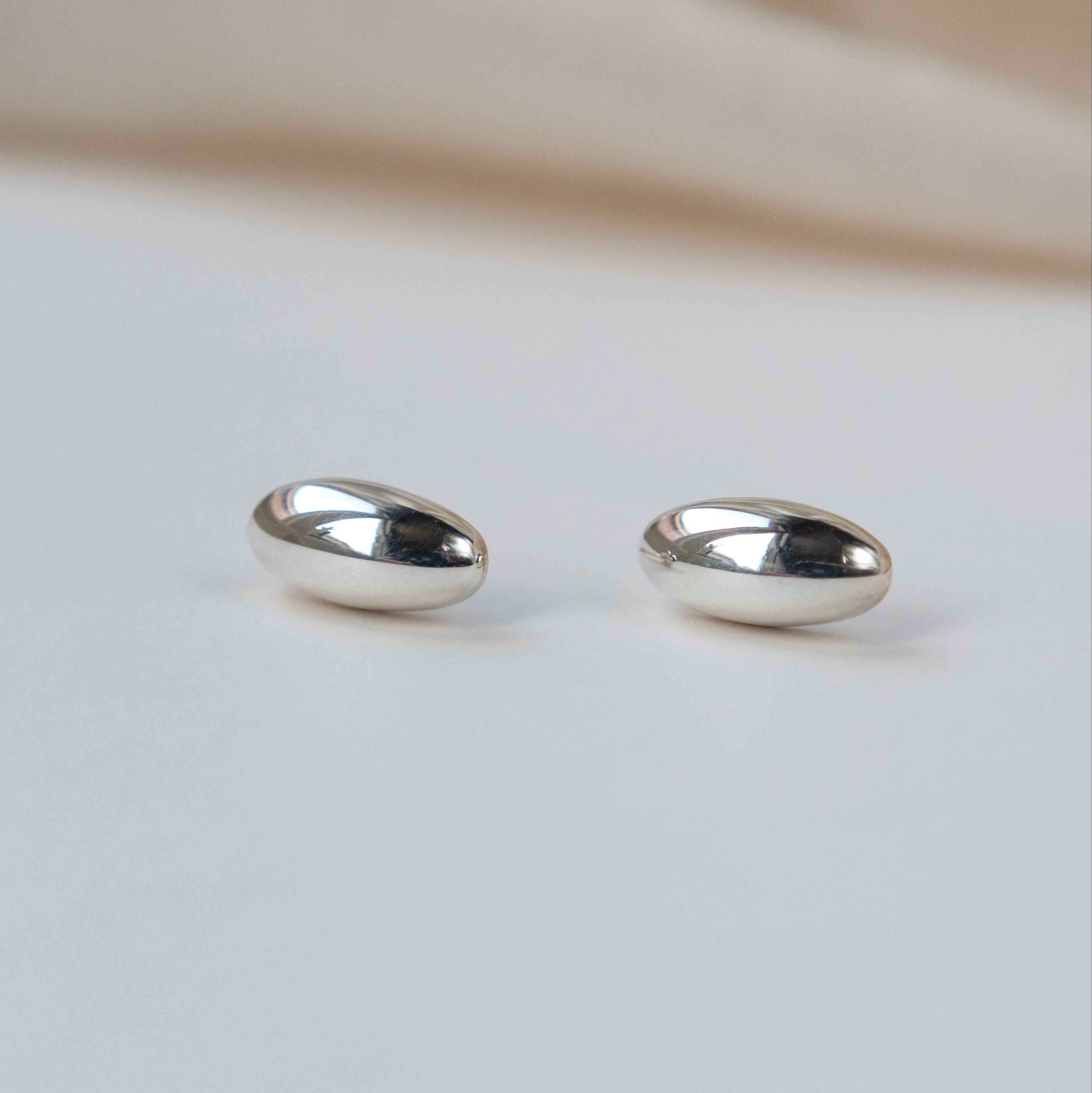 Bean Stud Earrings in 925 Sterling Silver, Unique Large Everyday Statement Earrings Studs, Gift for Best Friend Mom, Girlfriend Sister Gift