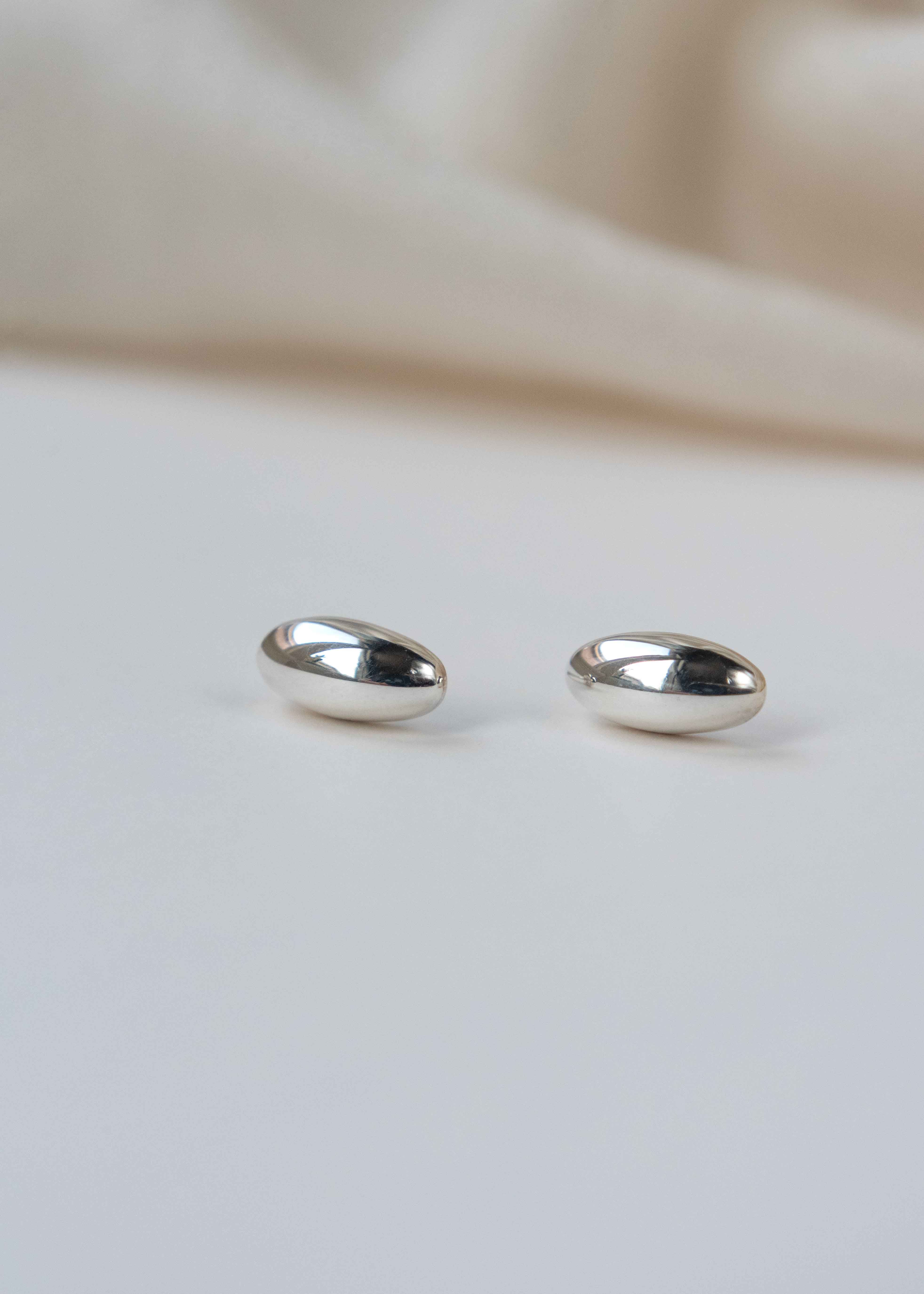 Bean Stud Earrings in 925 Sterling Silver, Unique Large Everyday Statement Earrings Studs, Gift for Best Friend Mom, Girlfriend Sister Gift