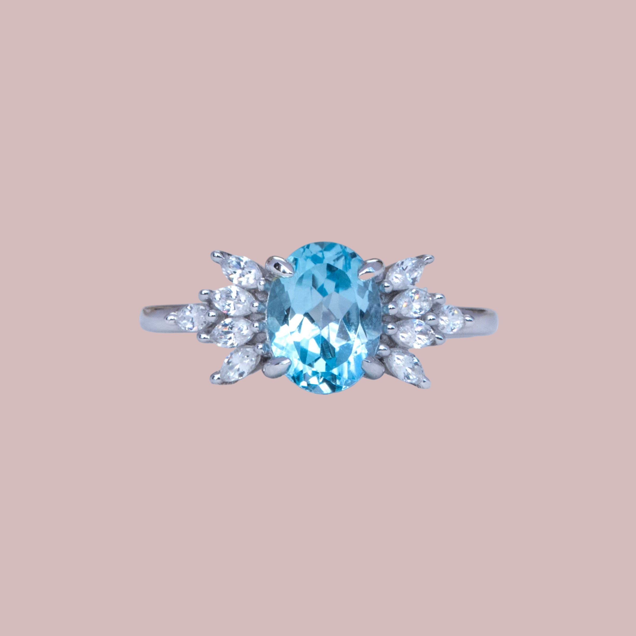Dahlia Blue Topaz Ring silver