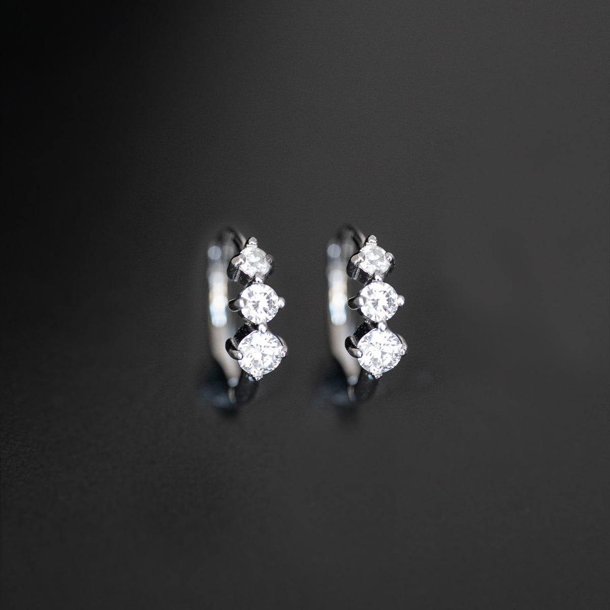 Ascent Moissanite Huggie Hoops