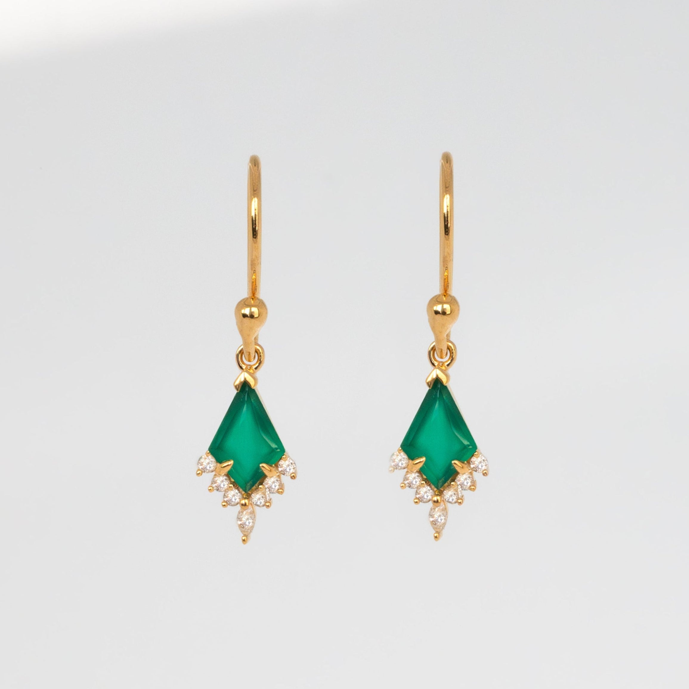 Dangle Earrings Gold Green Onxy by Veatge, Emerald Color Green Bridal Earrings, Drop Earrings Unique Christmas Gifts for Wife Mom Friend Sister 