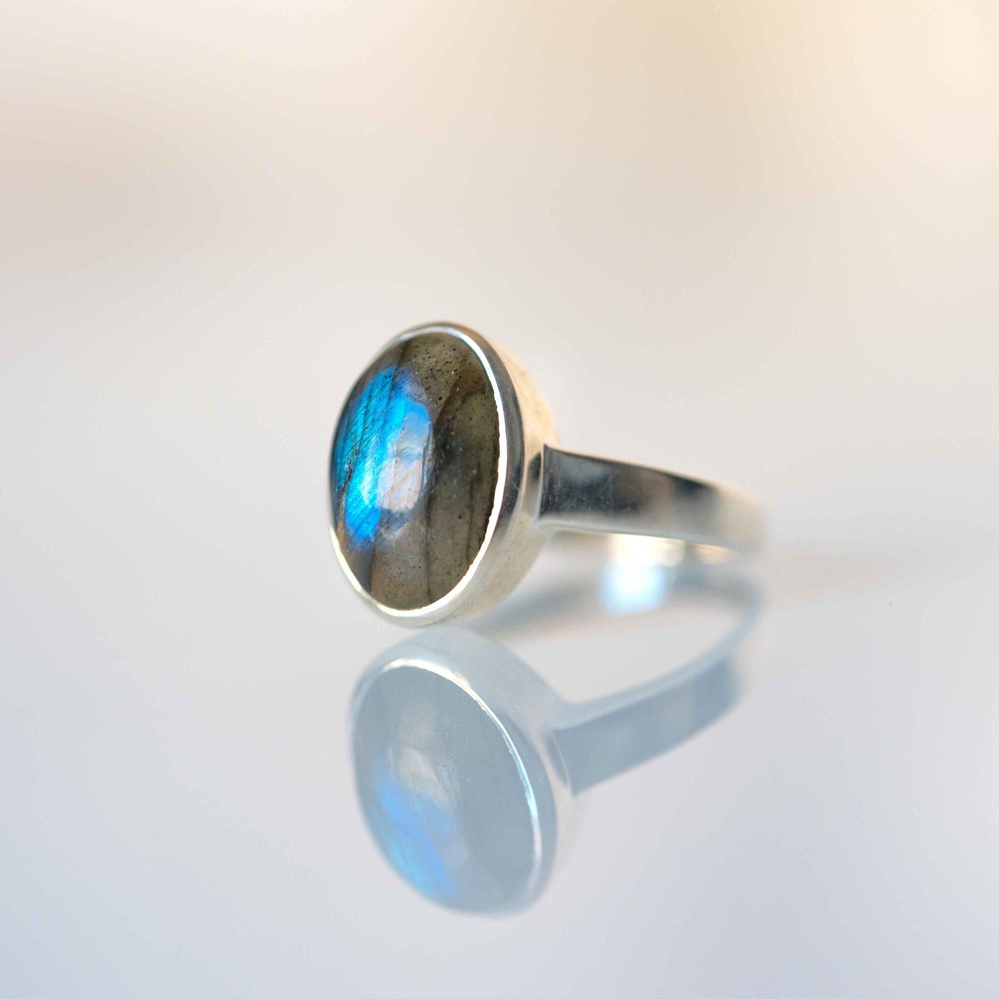 Silver Labradorite Ring with Blue Flash Natural Labradorite Gemstone Rings Gifts for Women
