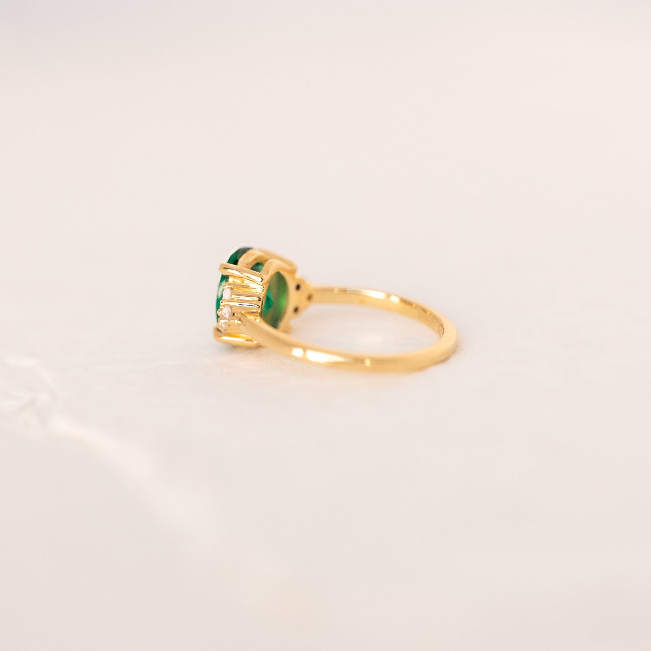 Emerald Ring - Fleur