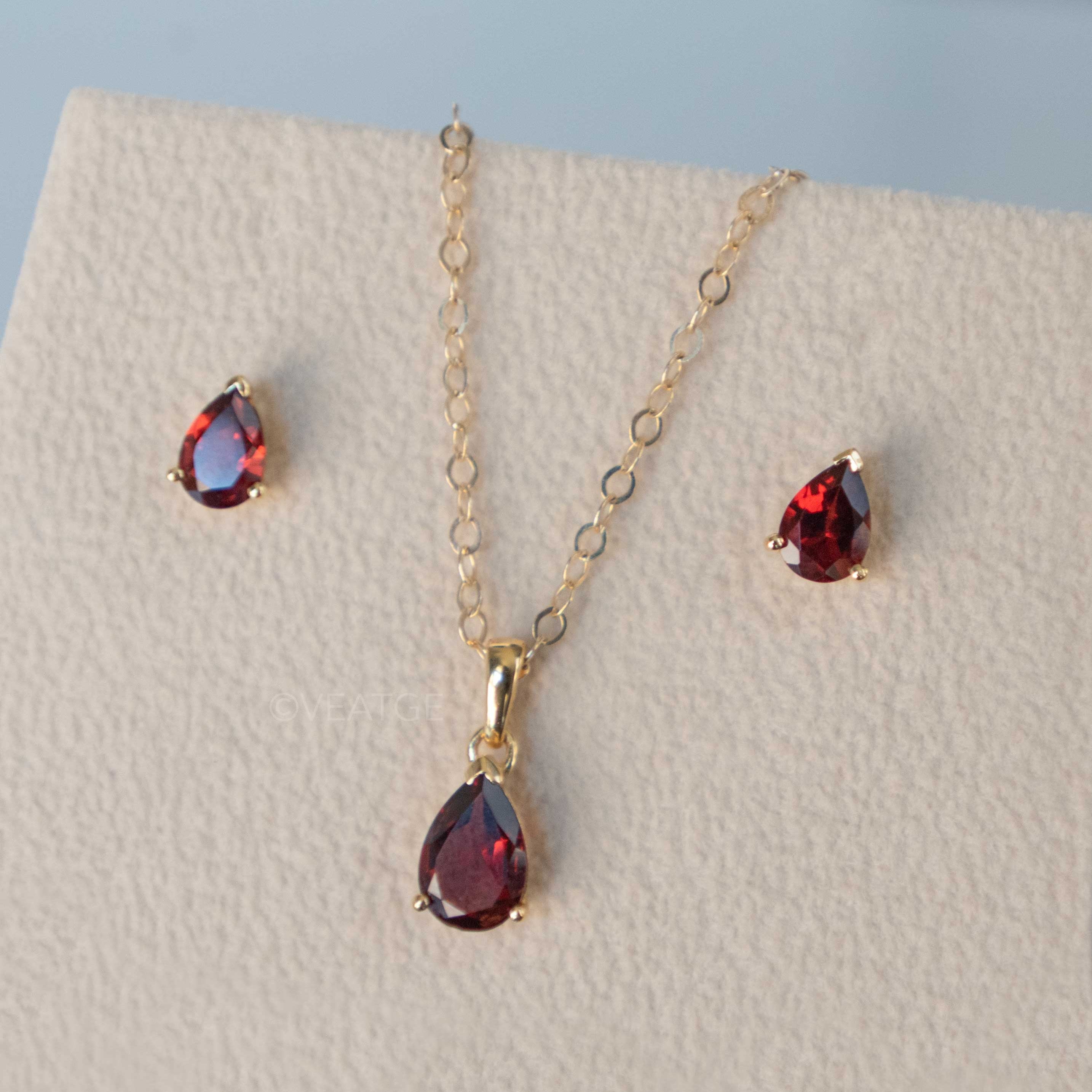 Garnet Pear Necklace and Earring Gift Set
