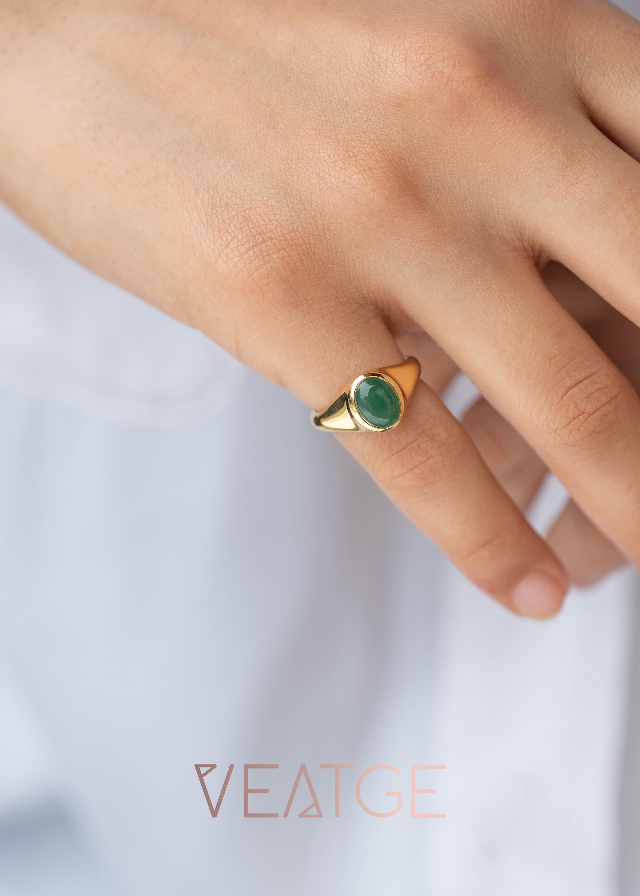 Signet Ring in Green Aventurine, Natural High Grade Aventurine Gemstone for Good Luck, Minimalist Pinky Ring Gold, Birthday Gift, Graduation Gifts, Best Friend Pinky Rings, Unisex Ring, Gift for Men, Gift for Women