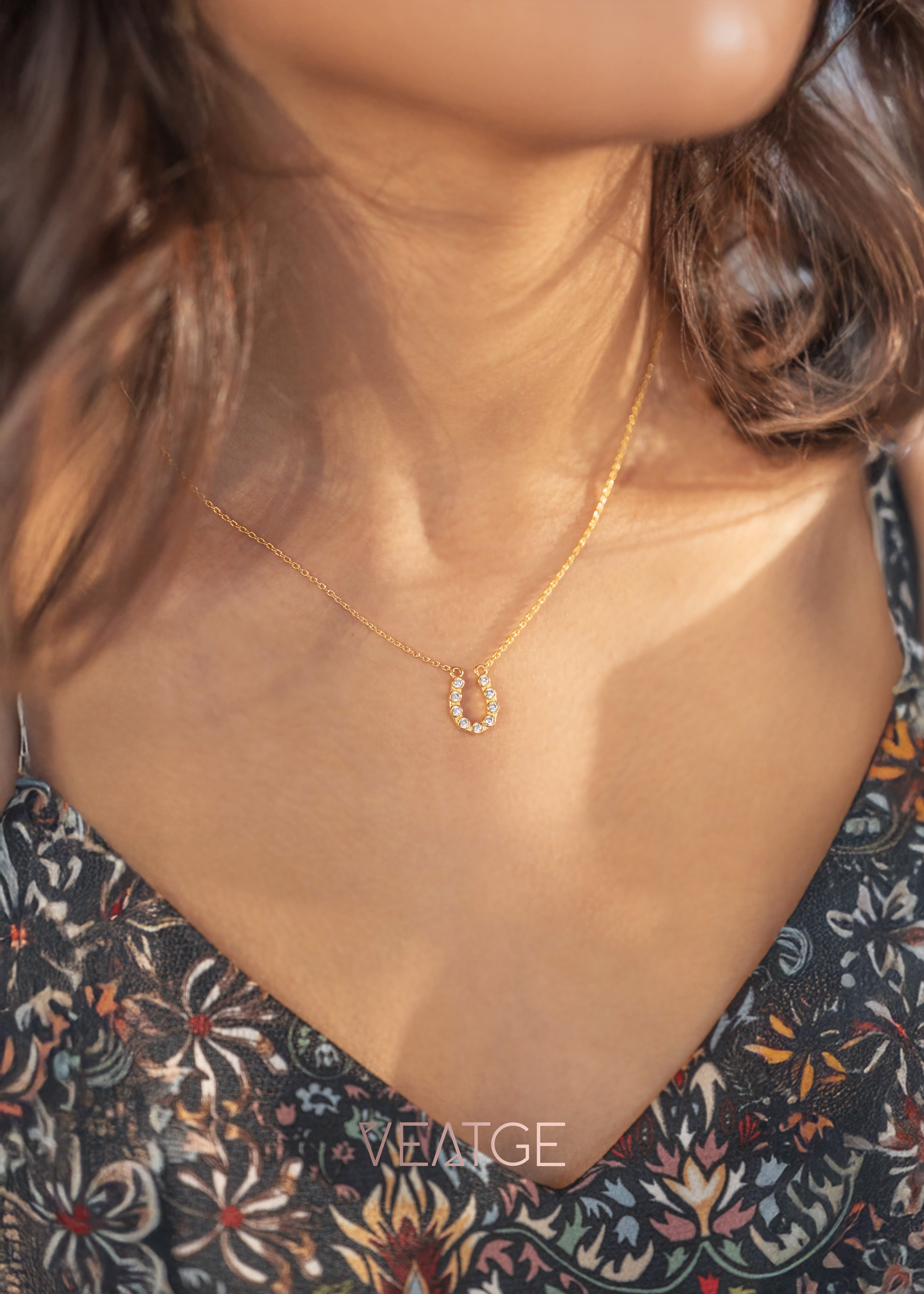 14K Gold Filled Horseshoe Necklace, Good Luck Charm, Dainty Minimalist Everyday Jewelry Gifts for Her, Graduation Gift, Gift for Girls