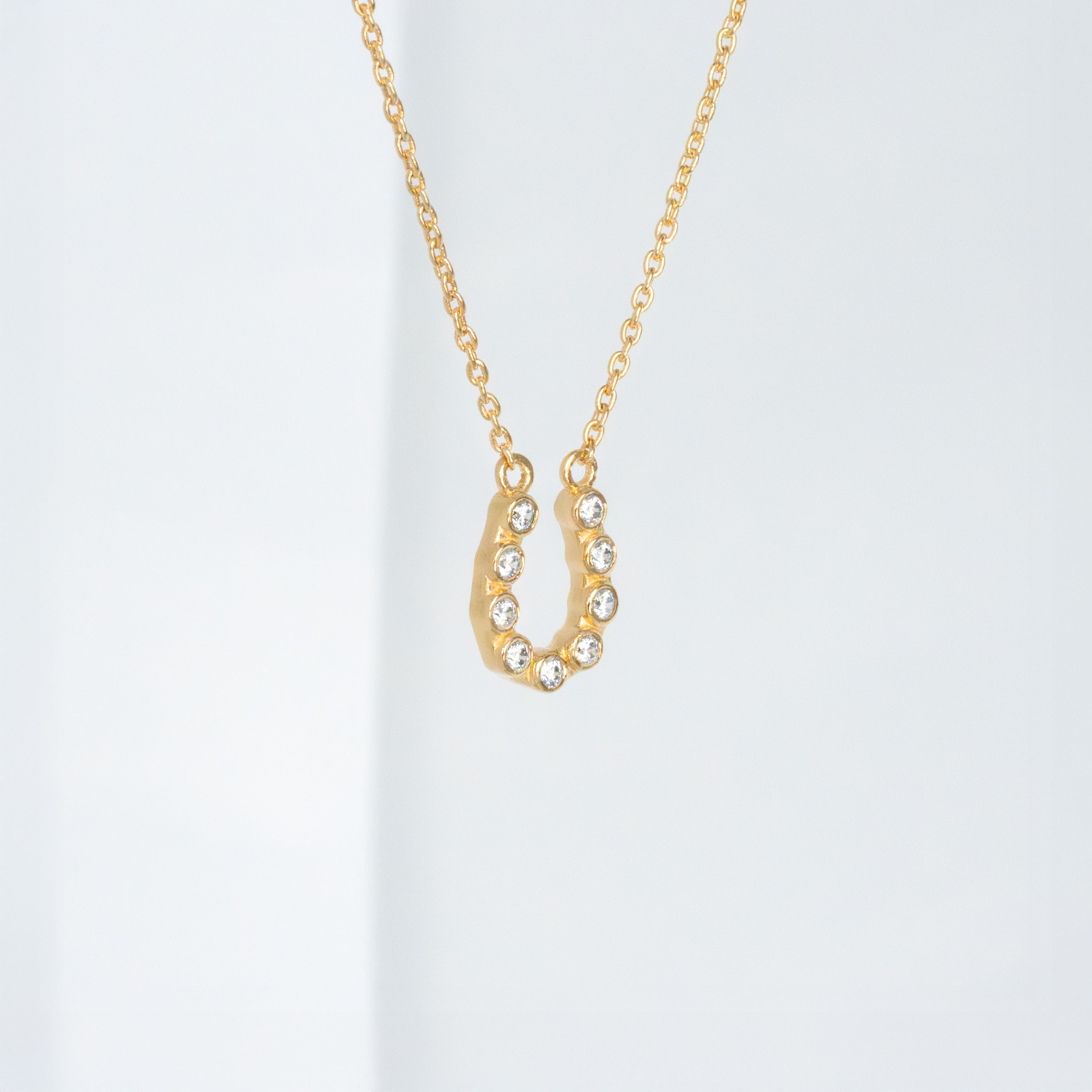 14K Gold Filled Horseshoe Necklace, Good Luck Charm, Dainty Minimalist Everyday Jewelry Gifts for Her, Graduation Gift, Gift for Girls