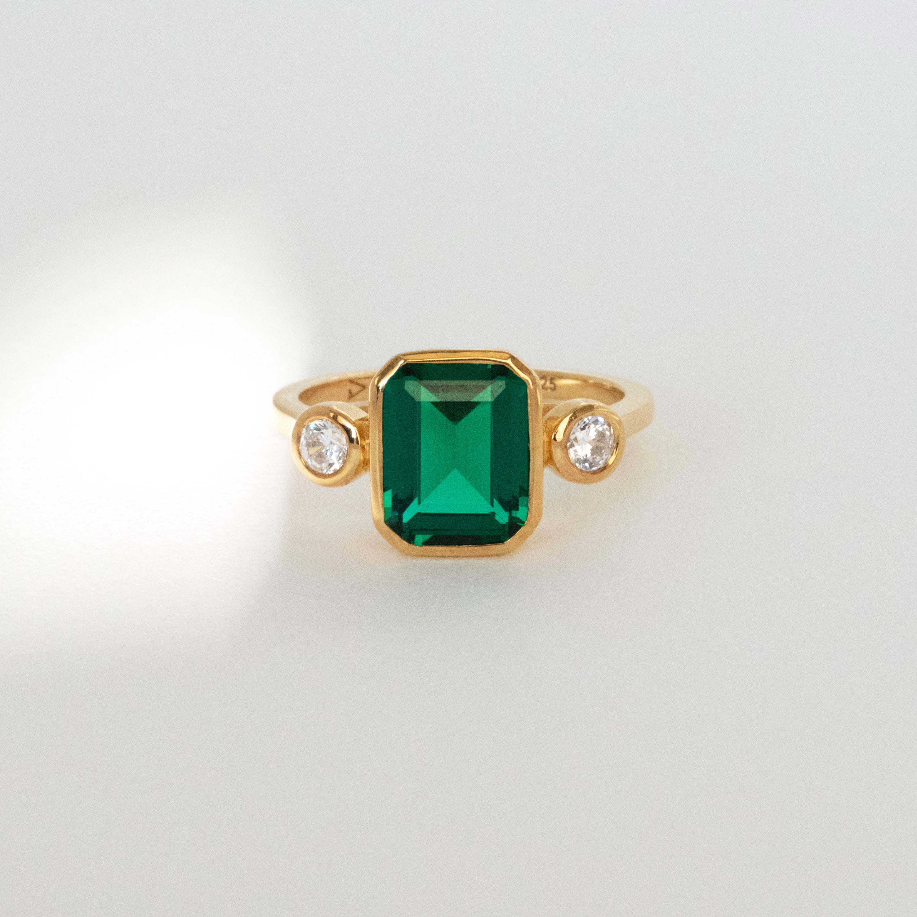 Emerald Statement Ring Gold, May Birthstone, Modern Contemporary Ring, Green Gemstone Ring, Birthday Gift, Graduation Anniversary Mom Gifts