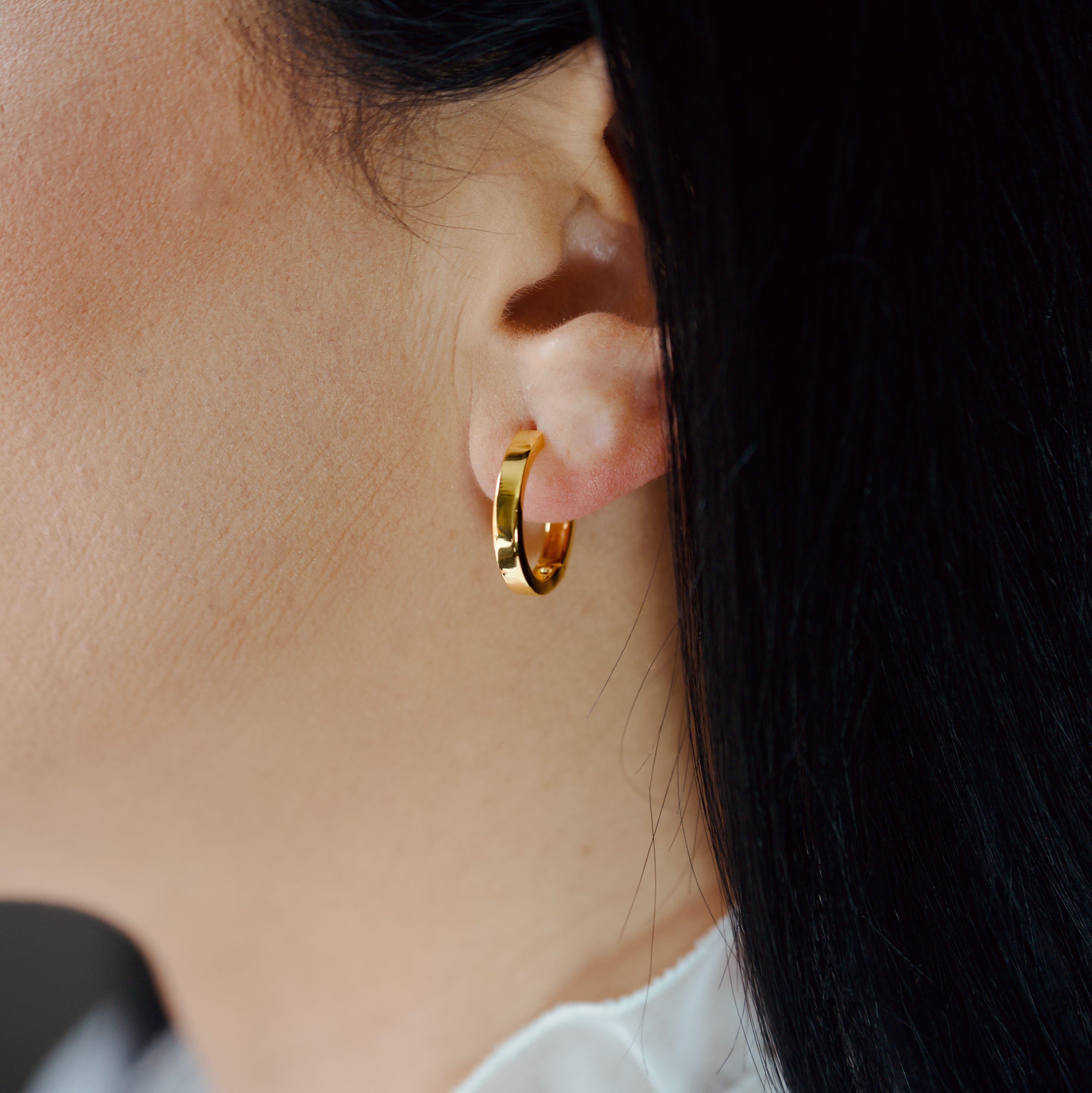 Medium Flat Hoops
