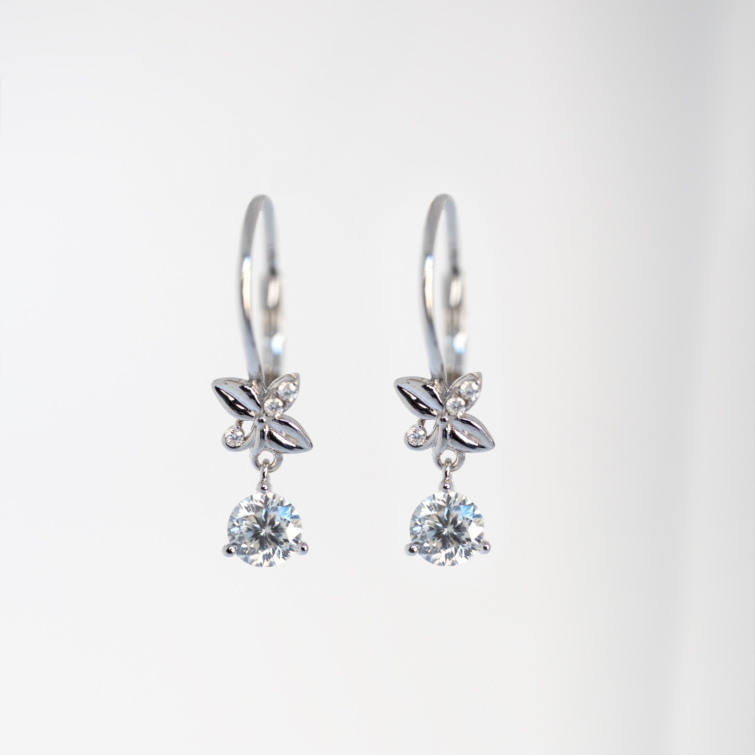 Calyx Dangle Earrings - 1ct Moissanite