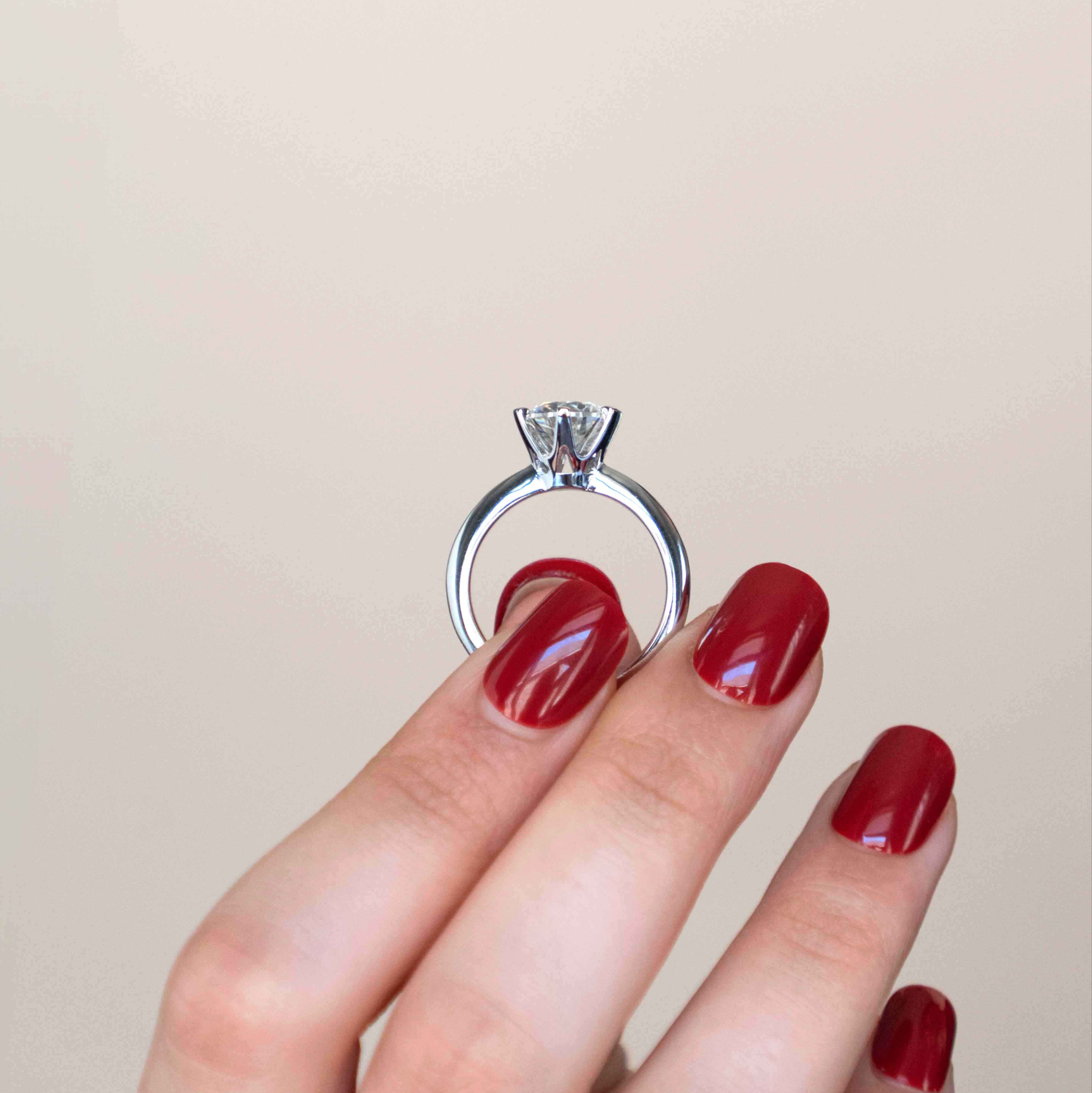 Classic Moissanite Ring Brilliant Cut