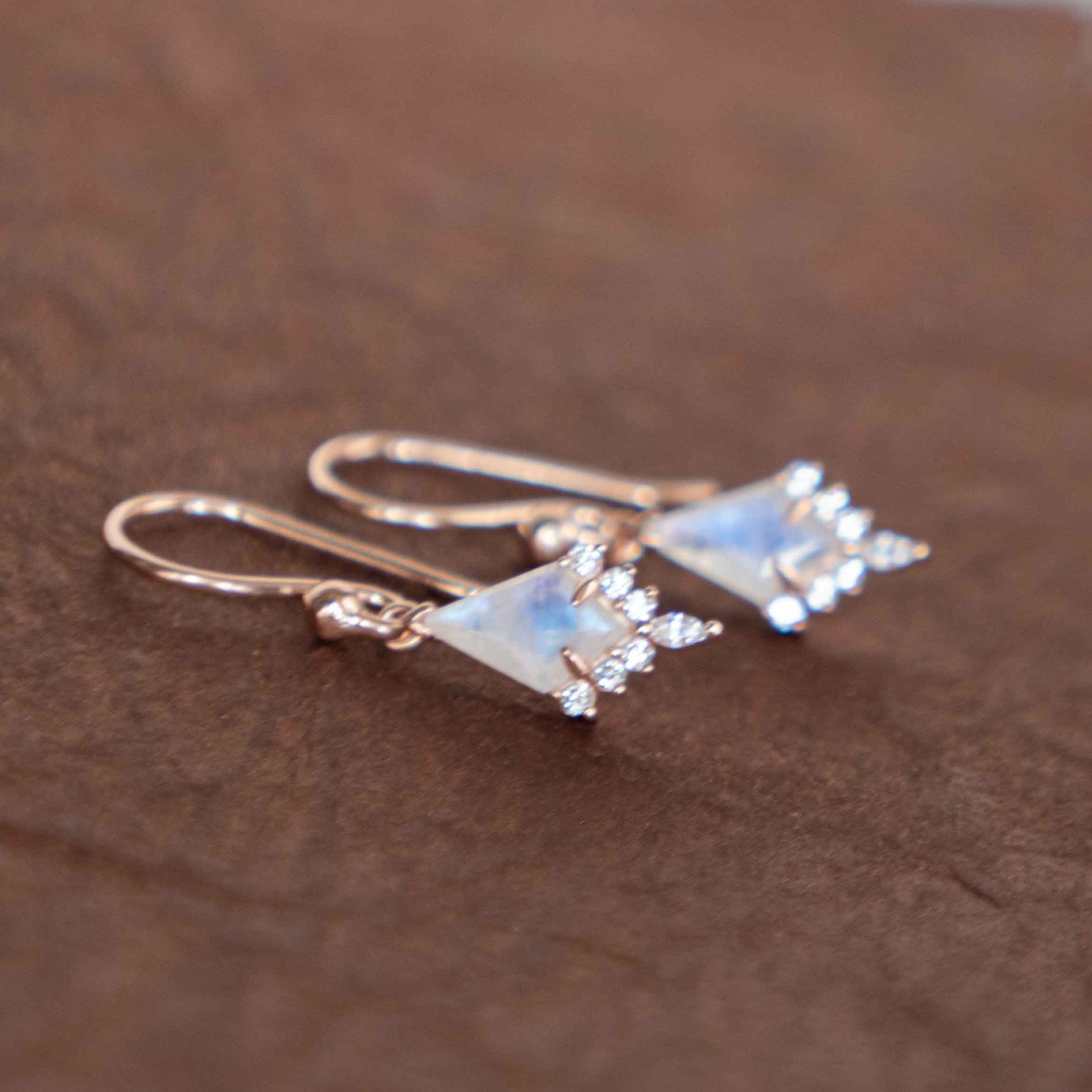 Moonstone Kite Earrings by Veatge, Rose Gold Dangle Earrings Bridal, Wedding Earrings Moonstone, Gift for Wife, Mom Birthday Gift