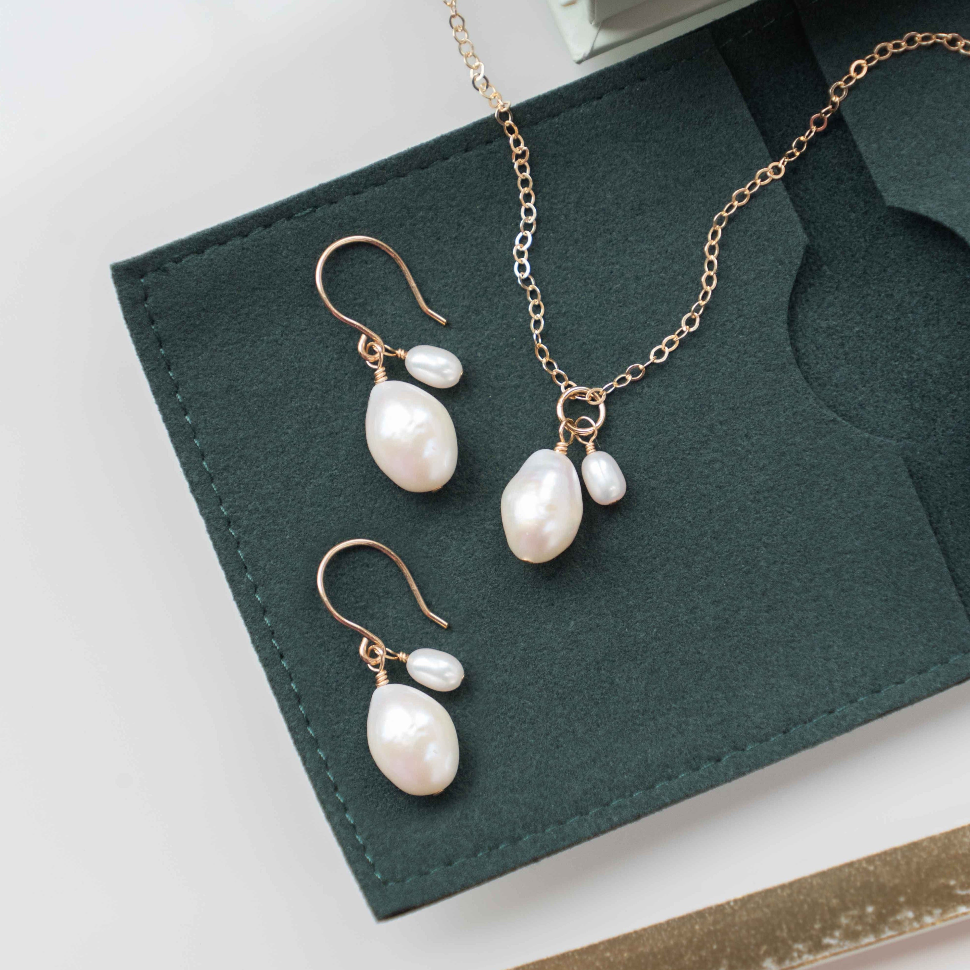 Mother Daughter Necklace Earring Set, Mother Daughter Gift Set, Mothers Day Gift set, best gift for mom, pearl necklace set, gift for new moms