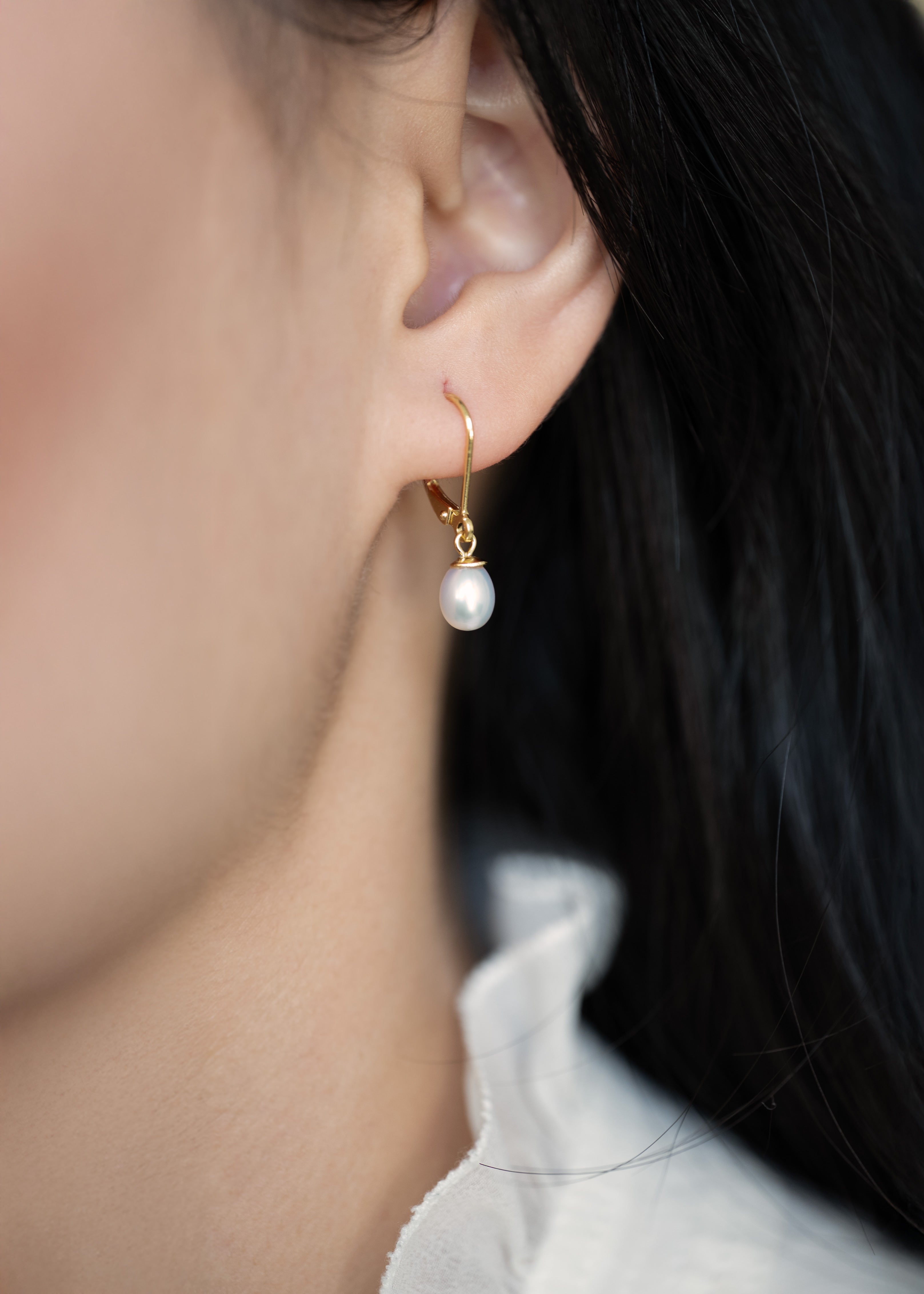 Pearl Teardrop Earrings