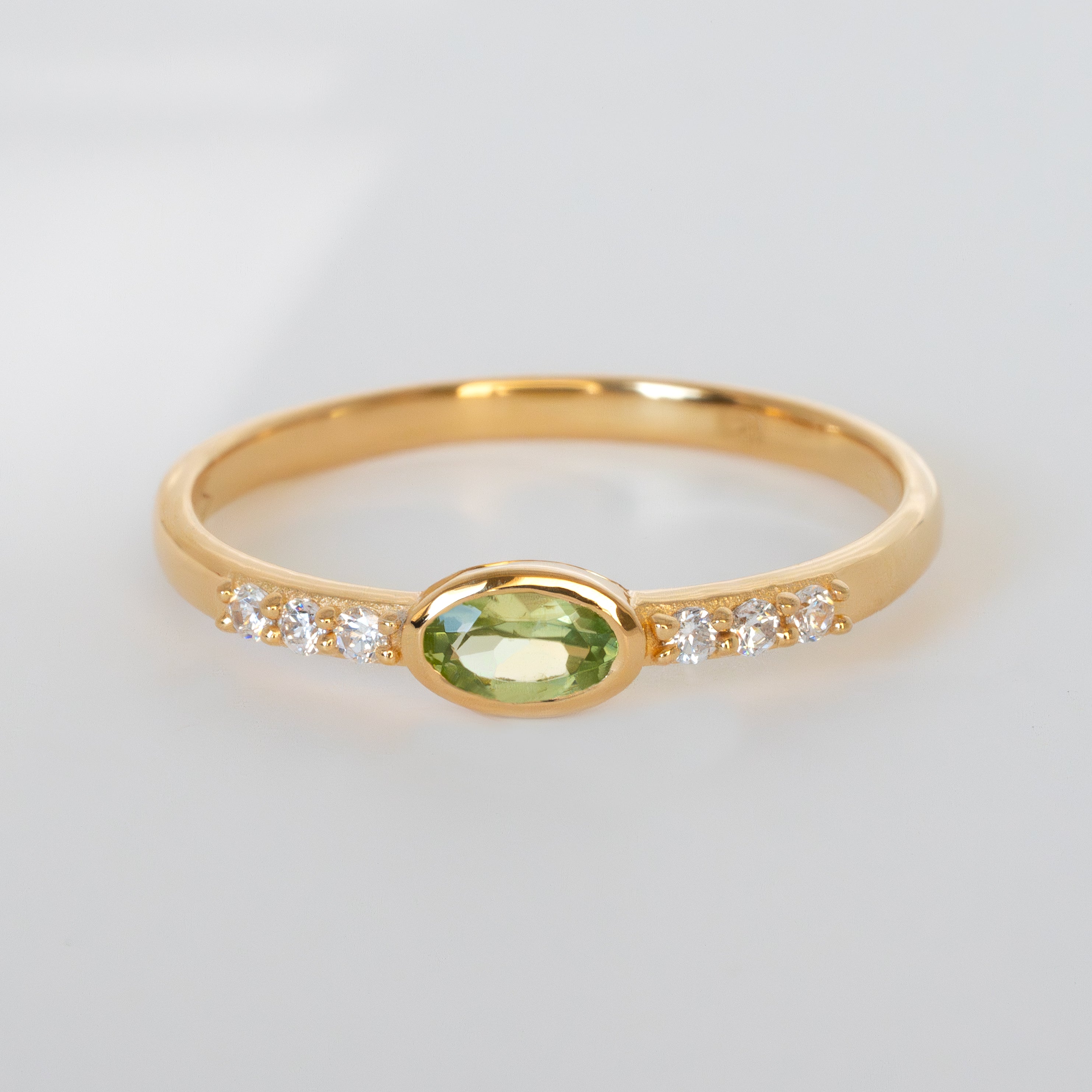 Genuine Natural Peridot Birthstone Stacking ring gold Elise by Veatge