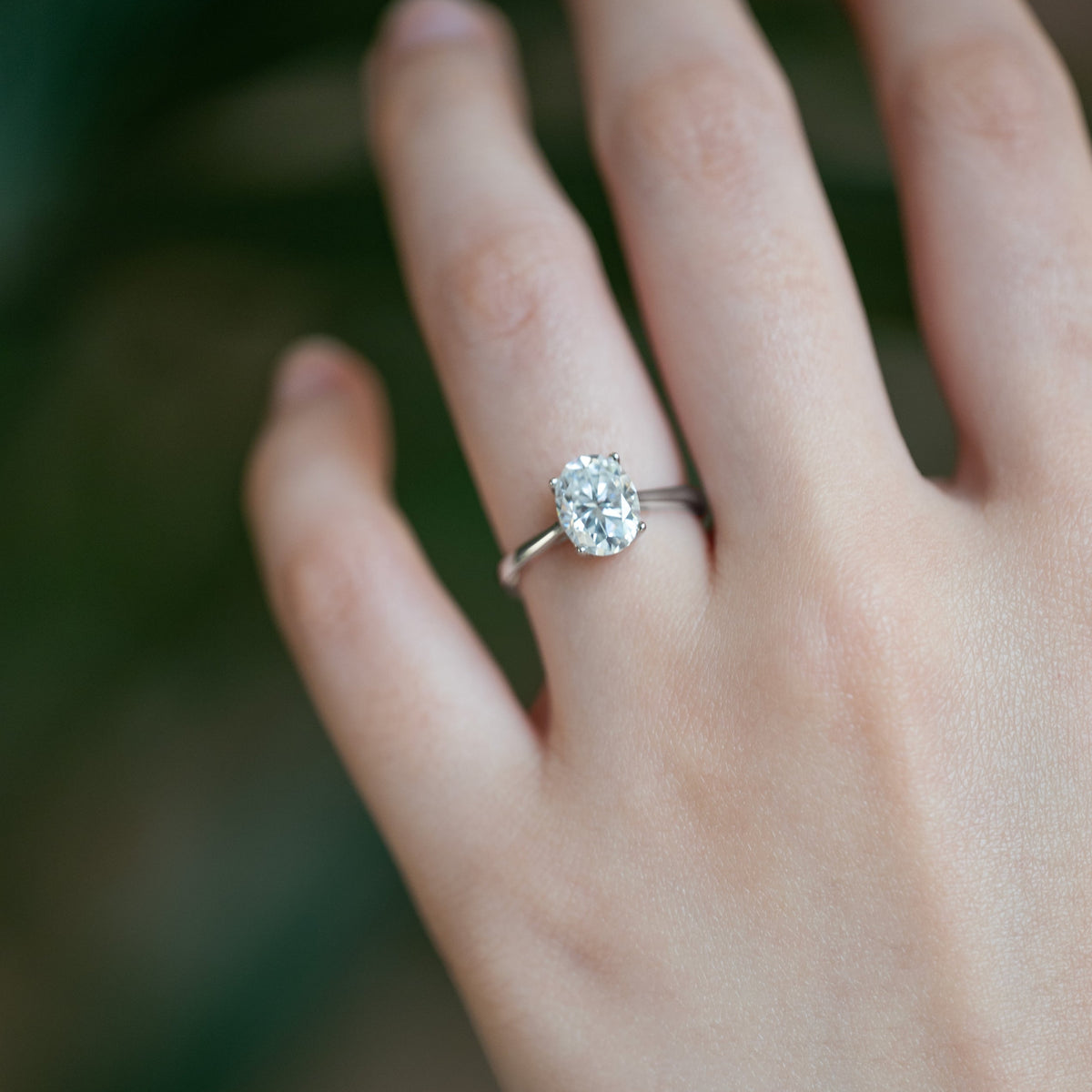 2ct Moissanite Oval Engagement Ring in 925 Sterling Silver for Wife Girlfriend Promise Proposal Travel Ring