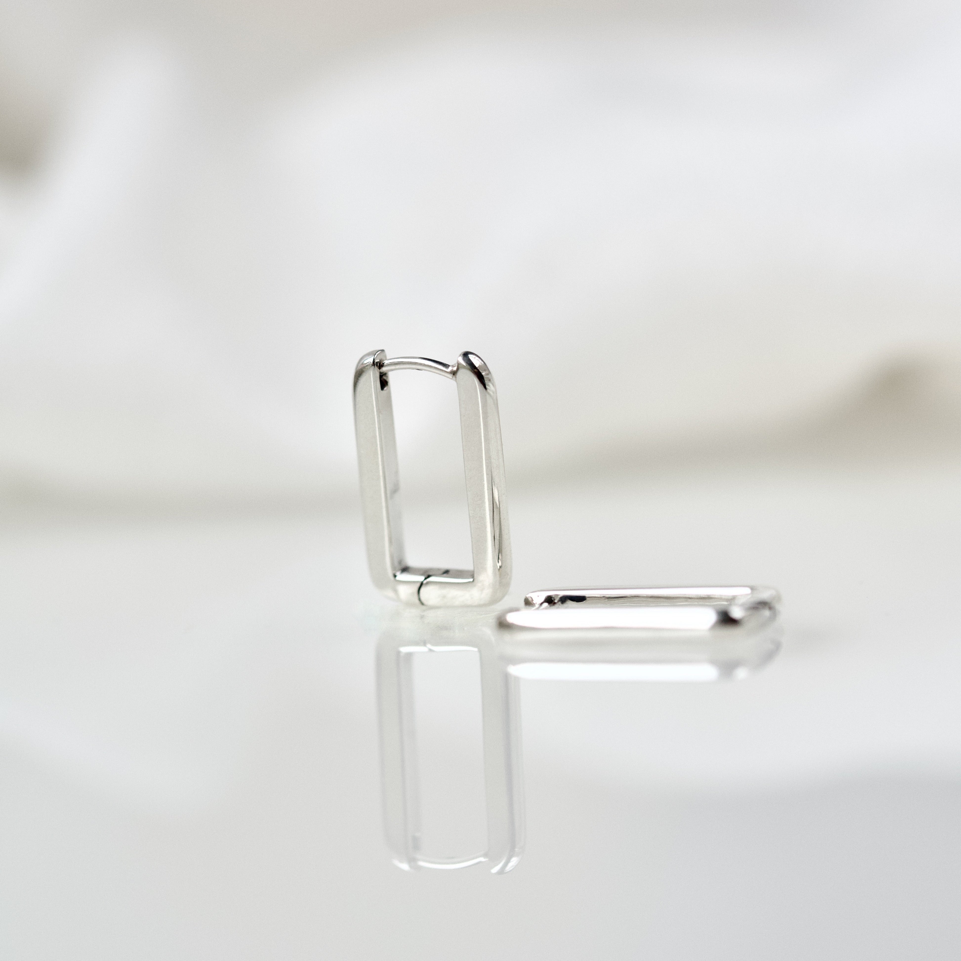 Minimalist Rectangle Hoops
