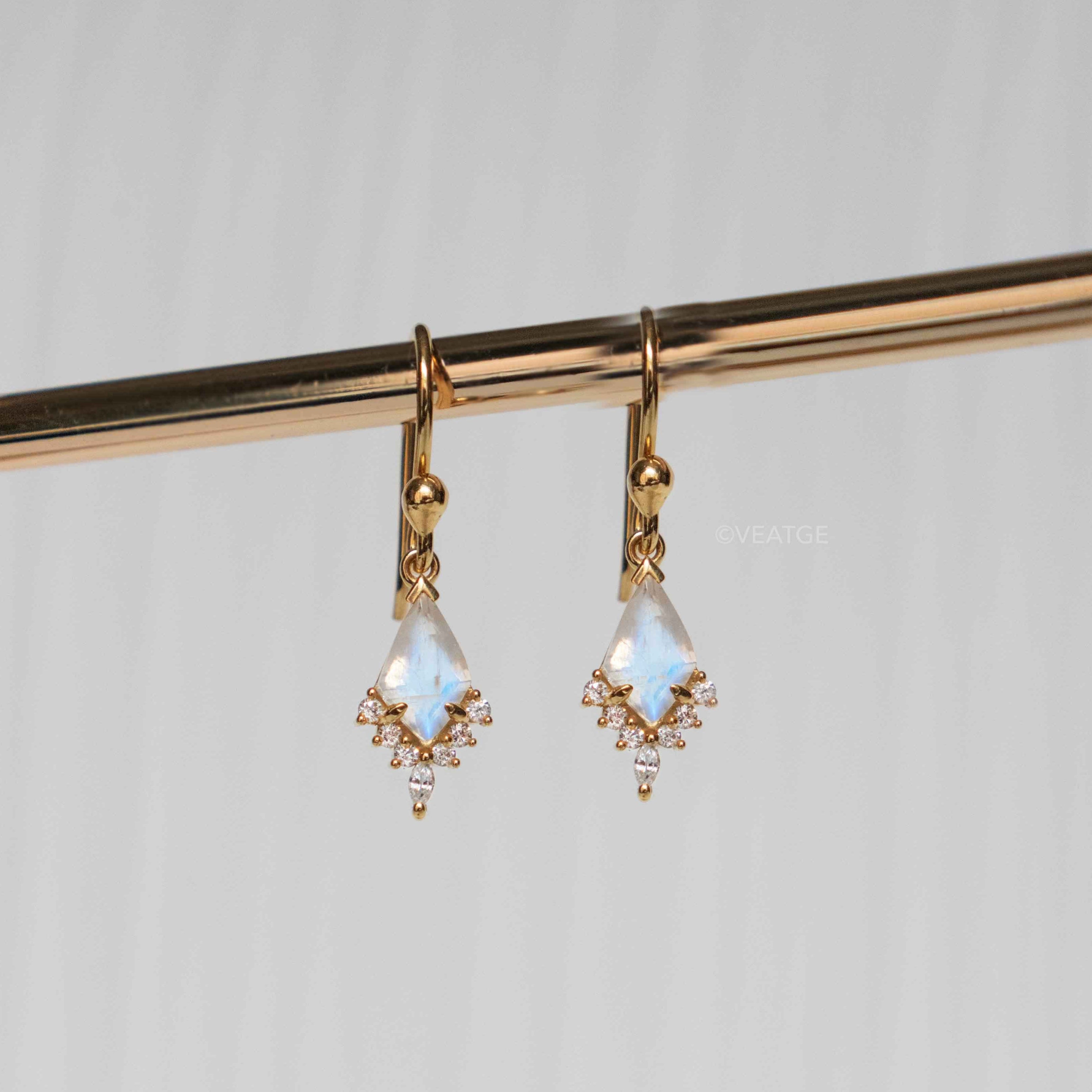 Kite Moonstone Necklace and Earring Gift Set 