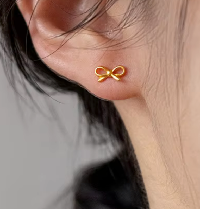 Bow Screwback Stud Earrings