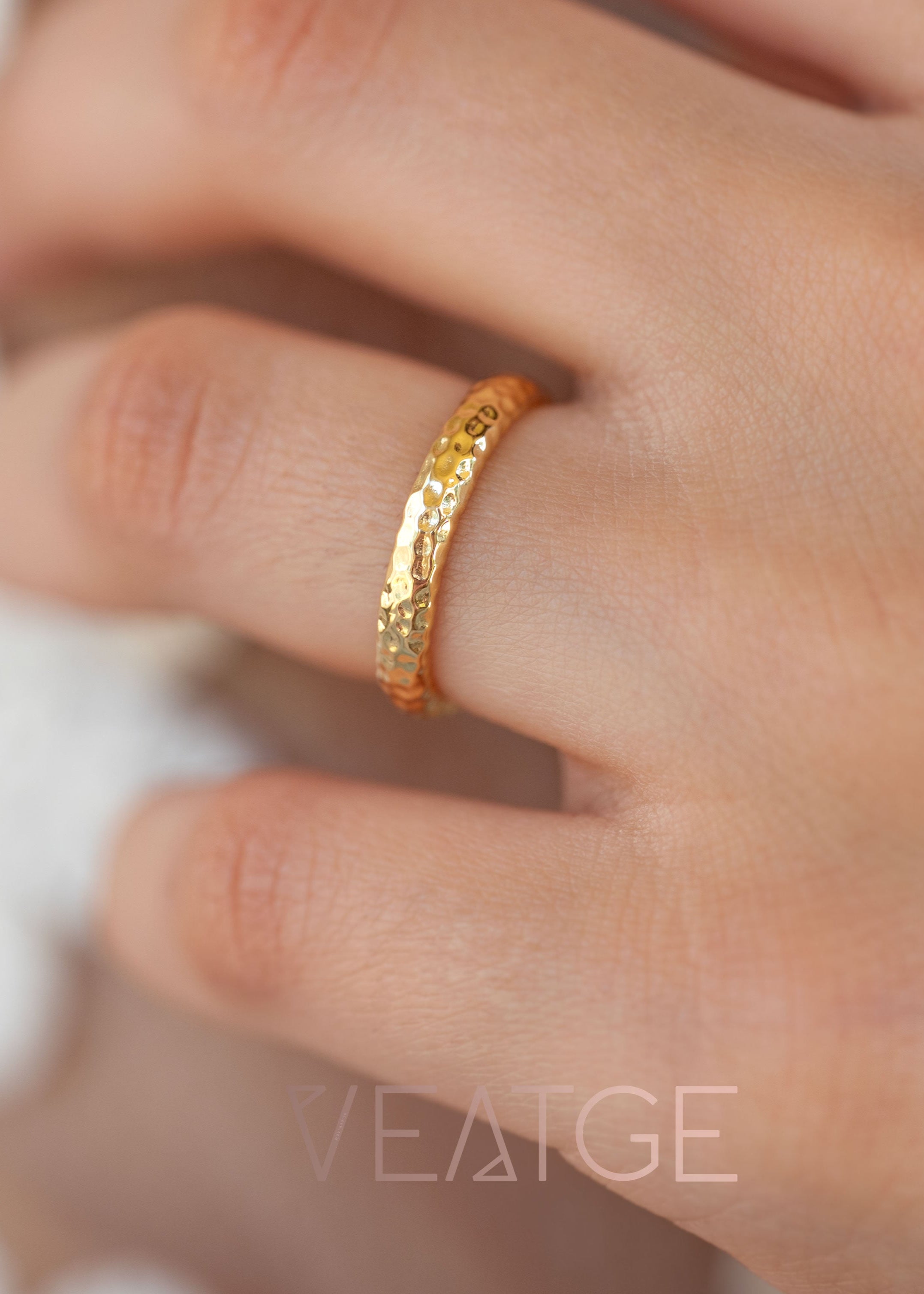 Unique Hammered Gold Wedding Bands,  Gold Ring, Stackable Ring 3mm, Women Wedding Band Ring, Mens Wedding Band Rings, Anniversary Gift, Unisex Wedding Bands for him and her