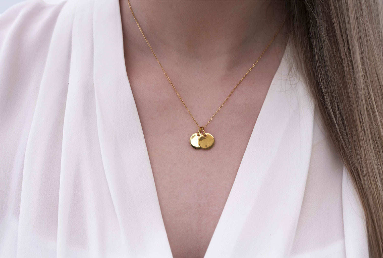 gold disc necklace