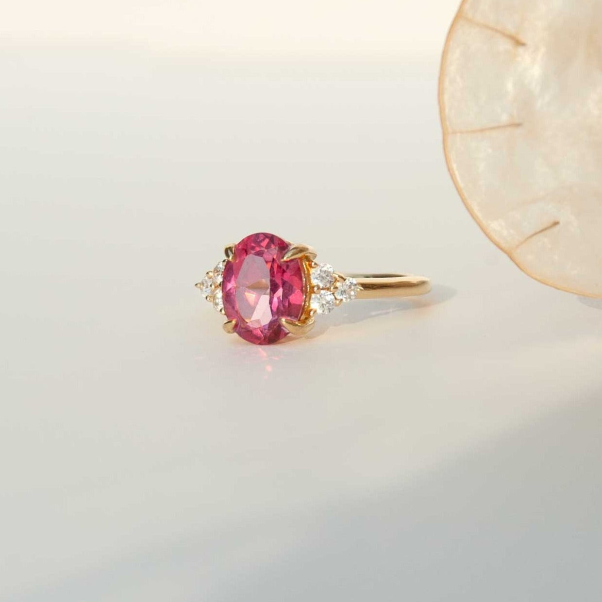 Hot Pink Topaz Gold Ring Veatge