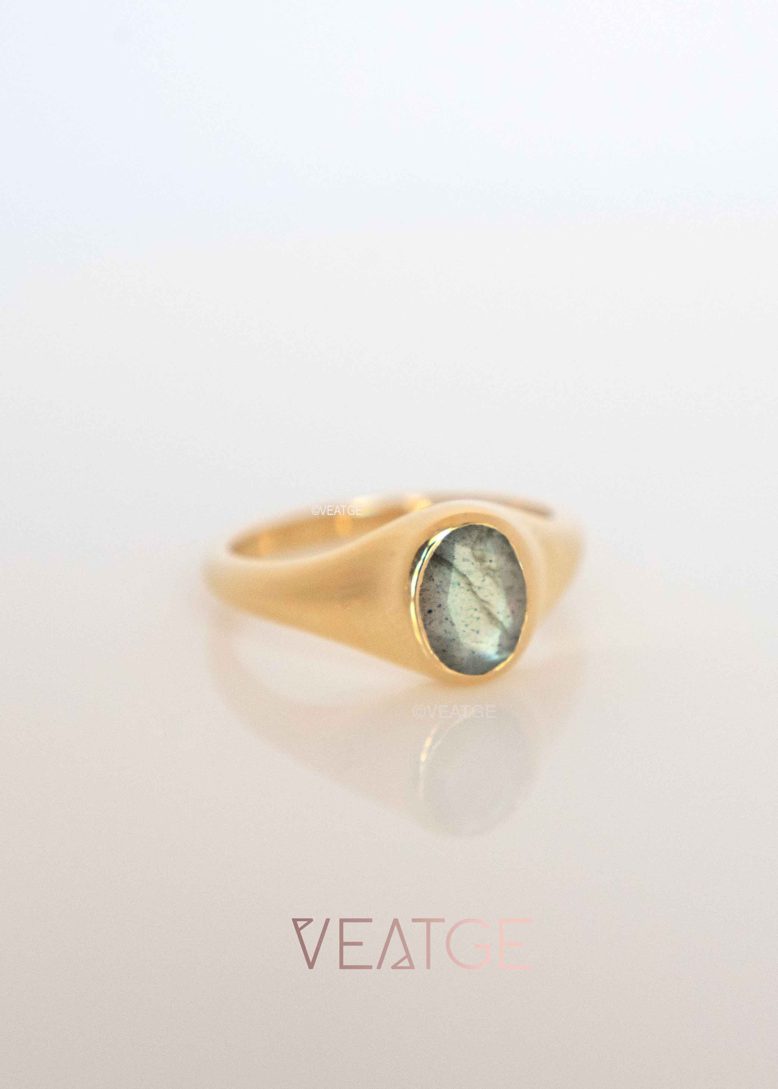 Signet Labradorite Ring gold Veatge